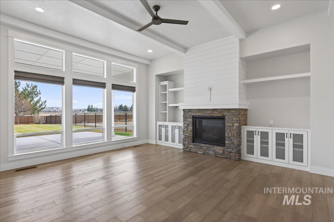 604 S Rivermist Ave, Star, Idaho 83669, 5 Bedrooms, 3.5 Bathrooms, Residential For Sale, Price $1,049,000, 98994976