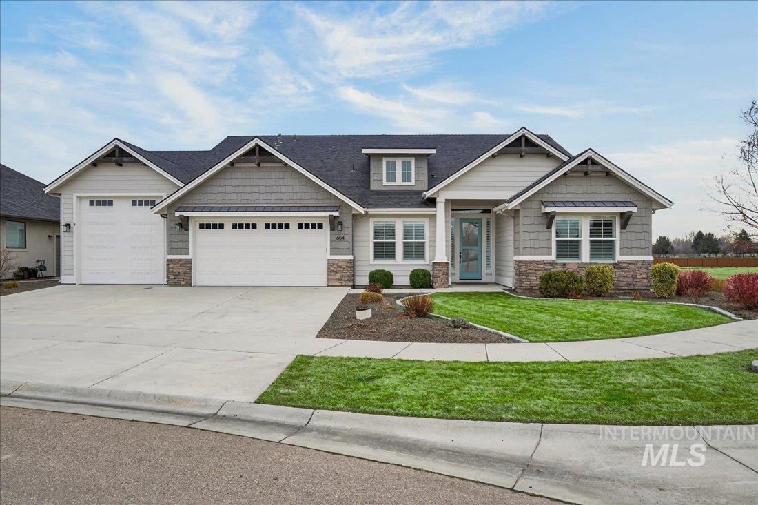 604 S Rivermist Ave, Star, Idaho 83669, 5 Bedrooms, 3.5 Bathrooms, Residential For Sale, Price $1,049,000, 98994976