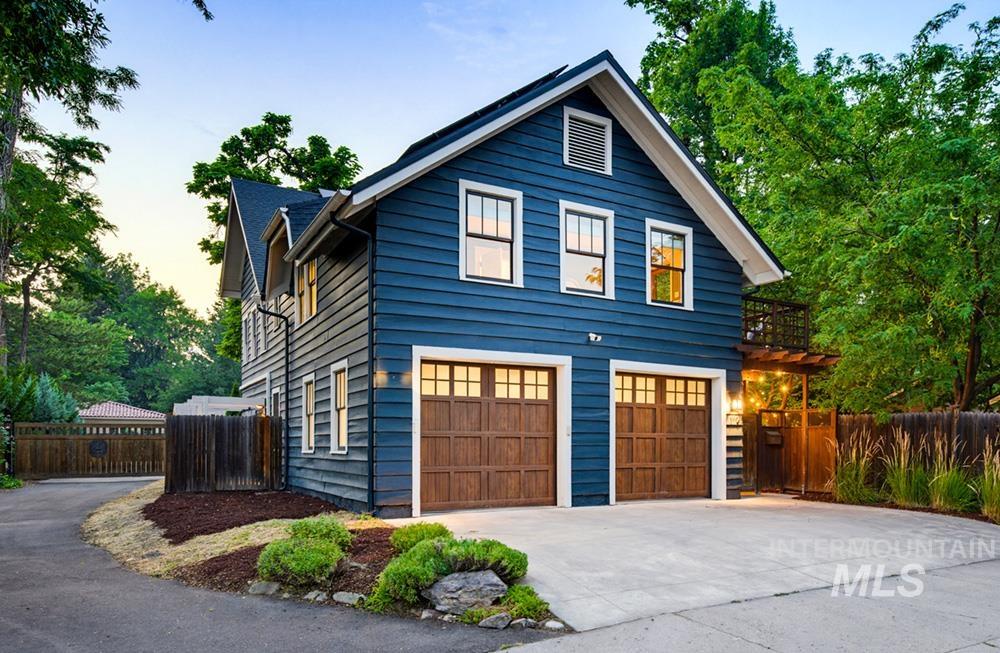 119 S Walnut St, Boise, Idaho 83712, 2 Bedrooms, 2 Bathrooms, Residential For Sale, Price $950,000,MLS 98994977