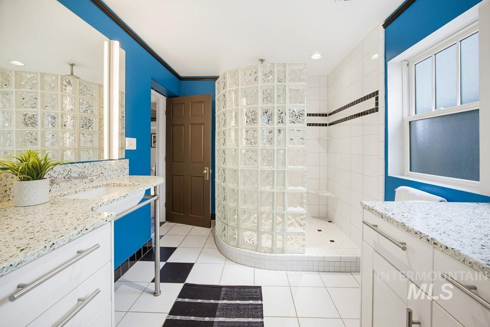 119 S Walnut St, Boise, Idaho 83712, 2 Bedrooms, 2 Bathrooms, Residential For Sale, Price $898,000,MLS 98994977