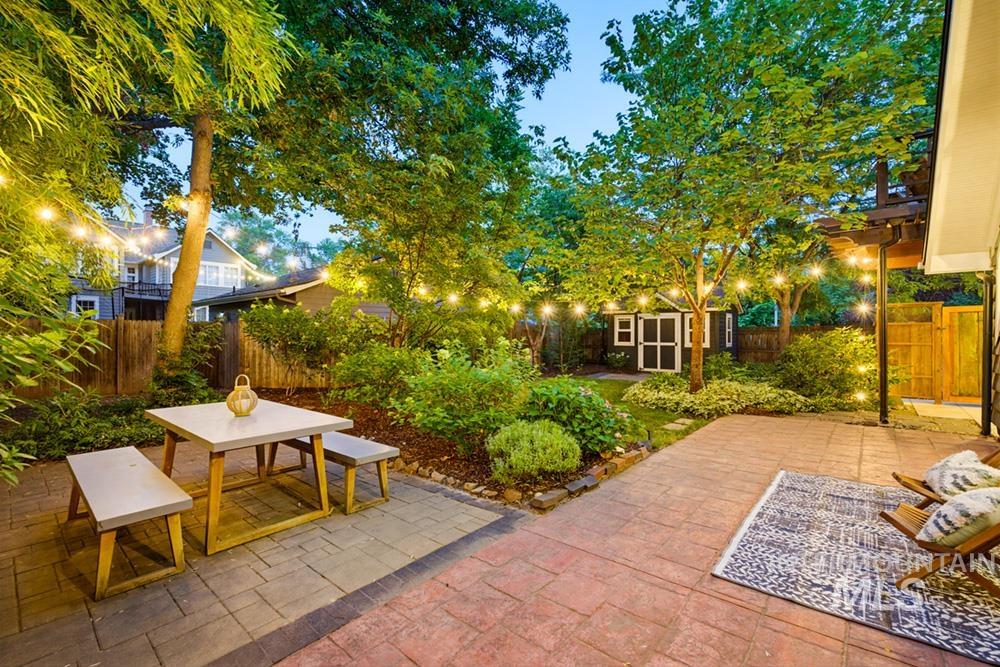 119 S Walnut St, Boise, Idaho 83712, 2 Bedrooms, 2 Bathrooms, Residential For Sale, Price $898,000,MLS 98994977