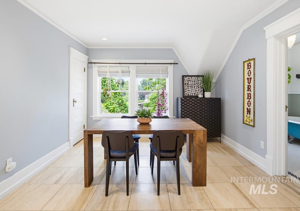 119 S Walnut St, Boise, Idaho 83712, 2 Bedrooms, 2 Bathrooms, Residential For Sale, Price $898,000,MLS 98994977