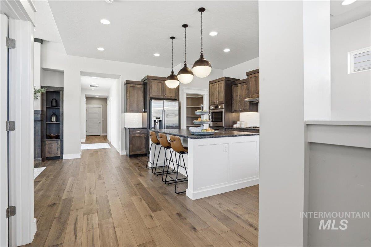 5017 S Hill Farm Ln, Meridian, Idaho 83642, 3 Bedrooms, 2 Bathrooms, Residential For Sale, Price $579,900, 98994978