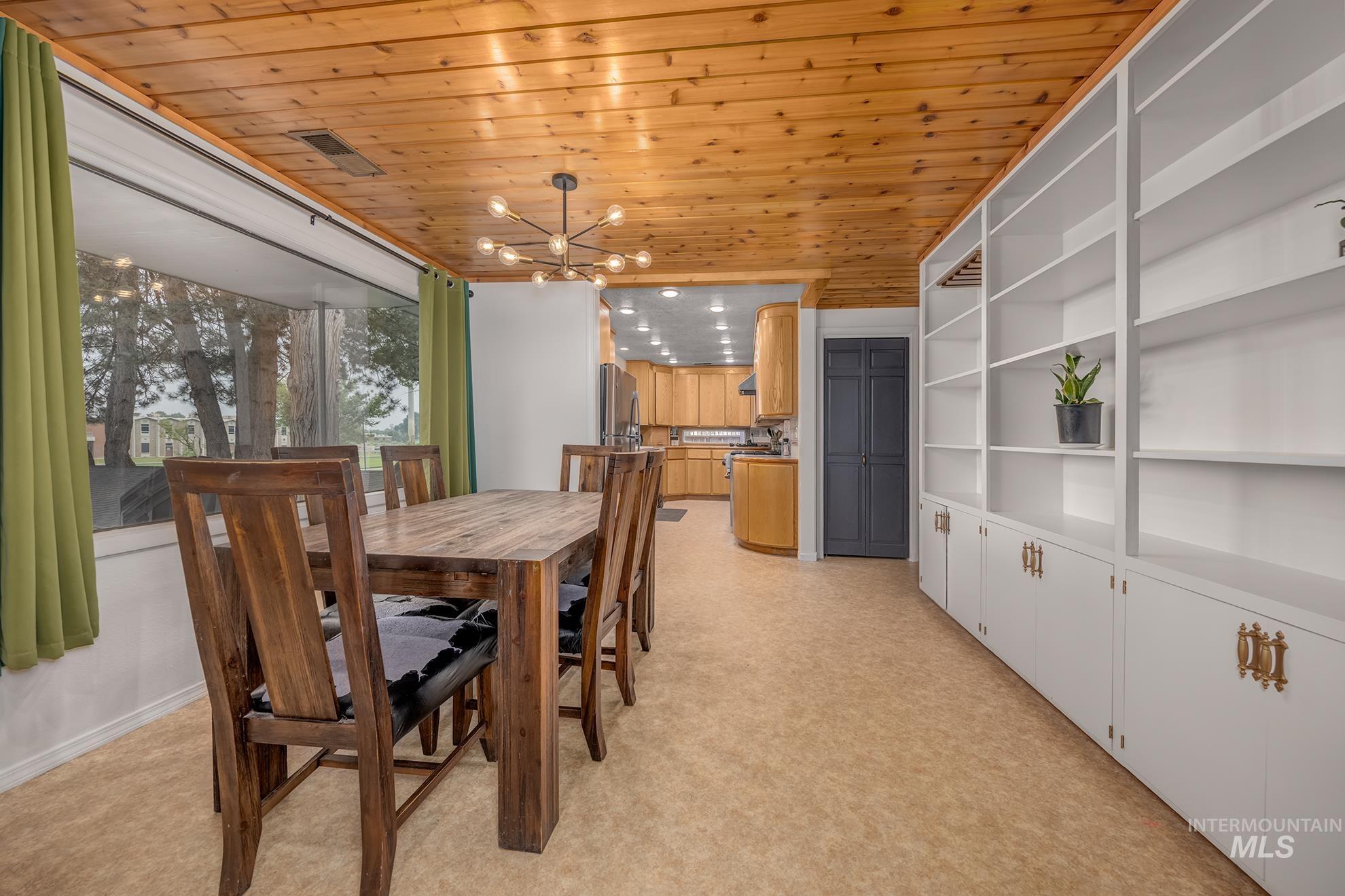 755 S Park Blvd, Ontario, Oregon 97914, 4 Bedrooms, 3 Bathrooms, Residential For Sale, Price $334,000, 98994980