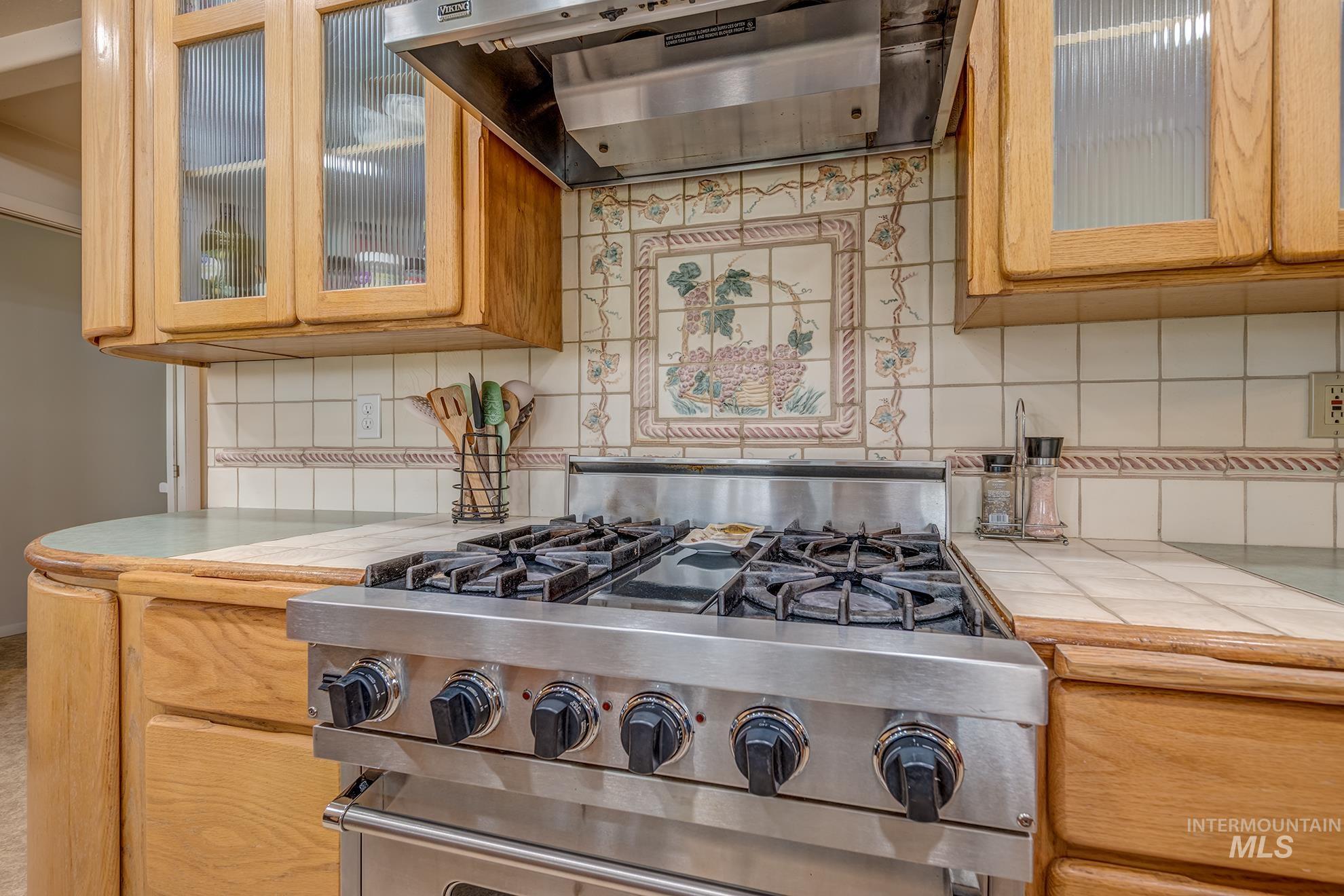 755 S Park Blvd, Ontario, Oregon 97914, 4 Bedrooms, 3 Bathrooms, Residential For Sale, Price $334,000, 98994980