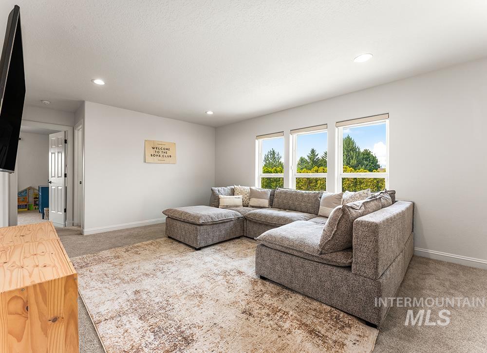 6676 N Double Eagle Ln, Meridian, Idaho 83646, 4 Bedrooms, 3.5 Bathrooms, Residential For Sale, Price $2,295,000, 98994982