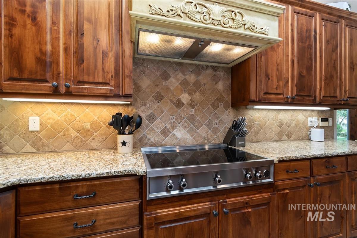 731 W Bogus View Dr., Eagle, Idaho 83616, 4 Bedrooms, 4 Bathrooms, Residential For Sale, Price $1,399,990, 98994983