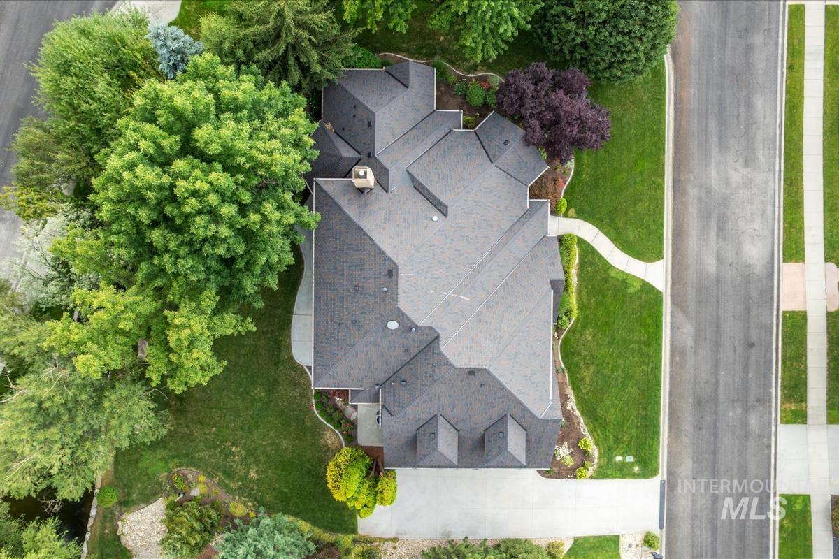 731 W Bogus View Dr., Eagle, Idaho 83616, 4 Bedrooms, 4 Bathrooms, Residential For Sale, Price $1,299,990,MLS 98994983