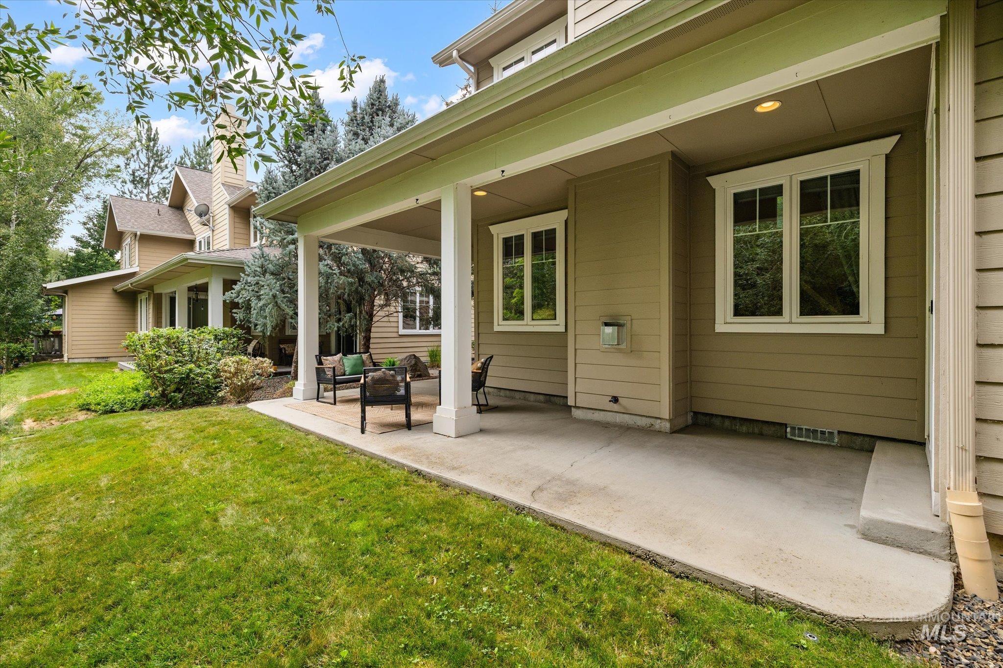 2504 N Bogus Basin Rd, Boise, Idaho 83702, 3 Bedrooms, 2.5 Bathrooms, Residential For Sale, Price $850,000, 98994984
