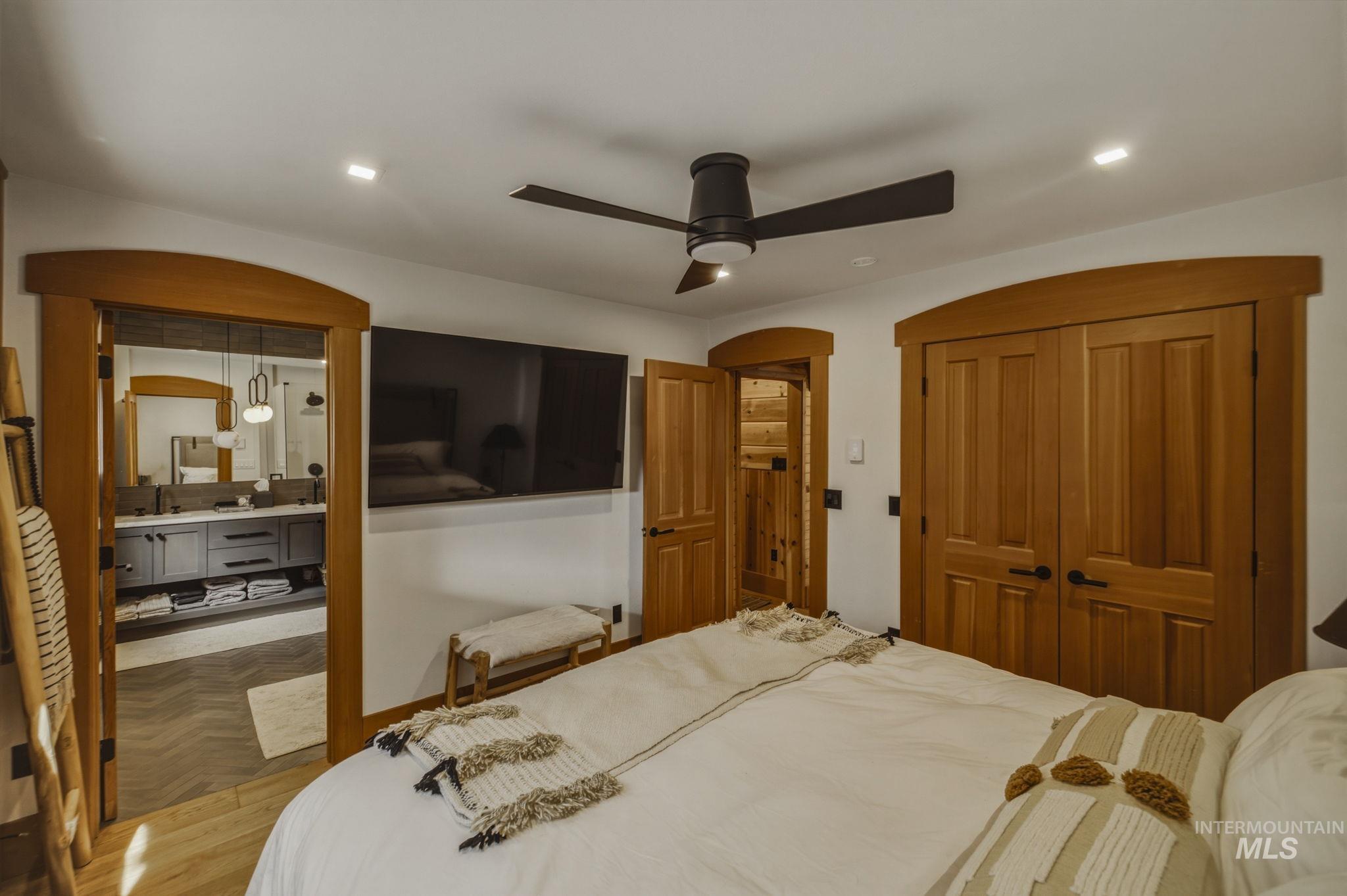 2077 Turkey Ln, McCall, Idaho 83638, 2 Bedrooms, 2.5 Bathrooms, Residential For Sale, Price $5,750,000, 98994987