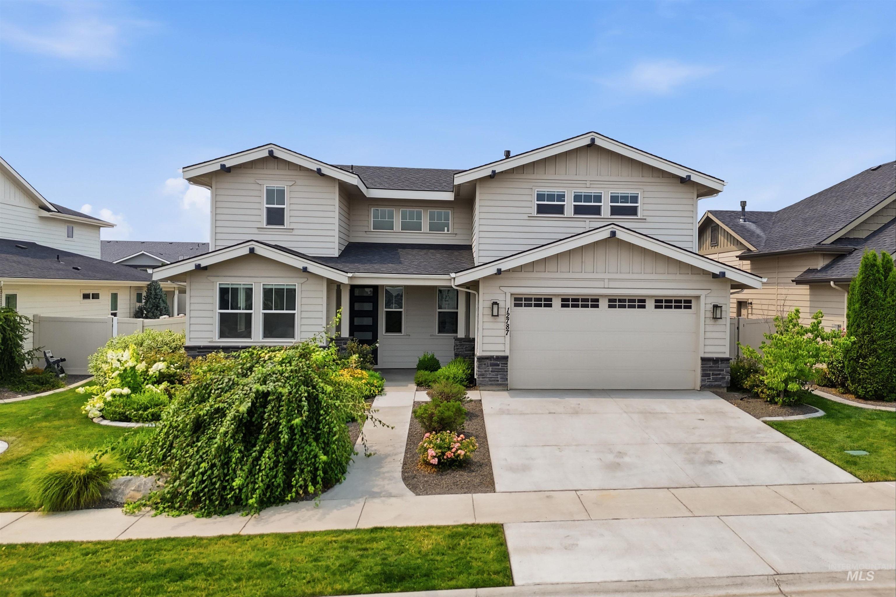 12787 S Farrara Way, Nampa, Idaho 83686, 3 Bedrooms, 2.5 Bathrooms, Residential For Sale, Price $549,000,MLS 98994988