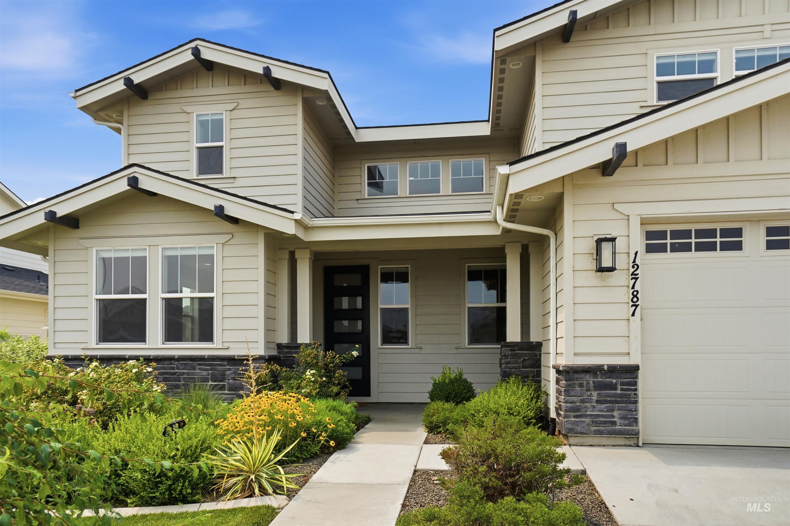 12787 S Farrara Way, Nampa, Idaho 83686, 3 Bedrooms, 2.5 Bathrooms, Residential For Sale, Price $549,000,MLS 98994988