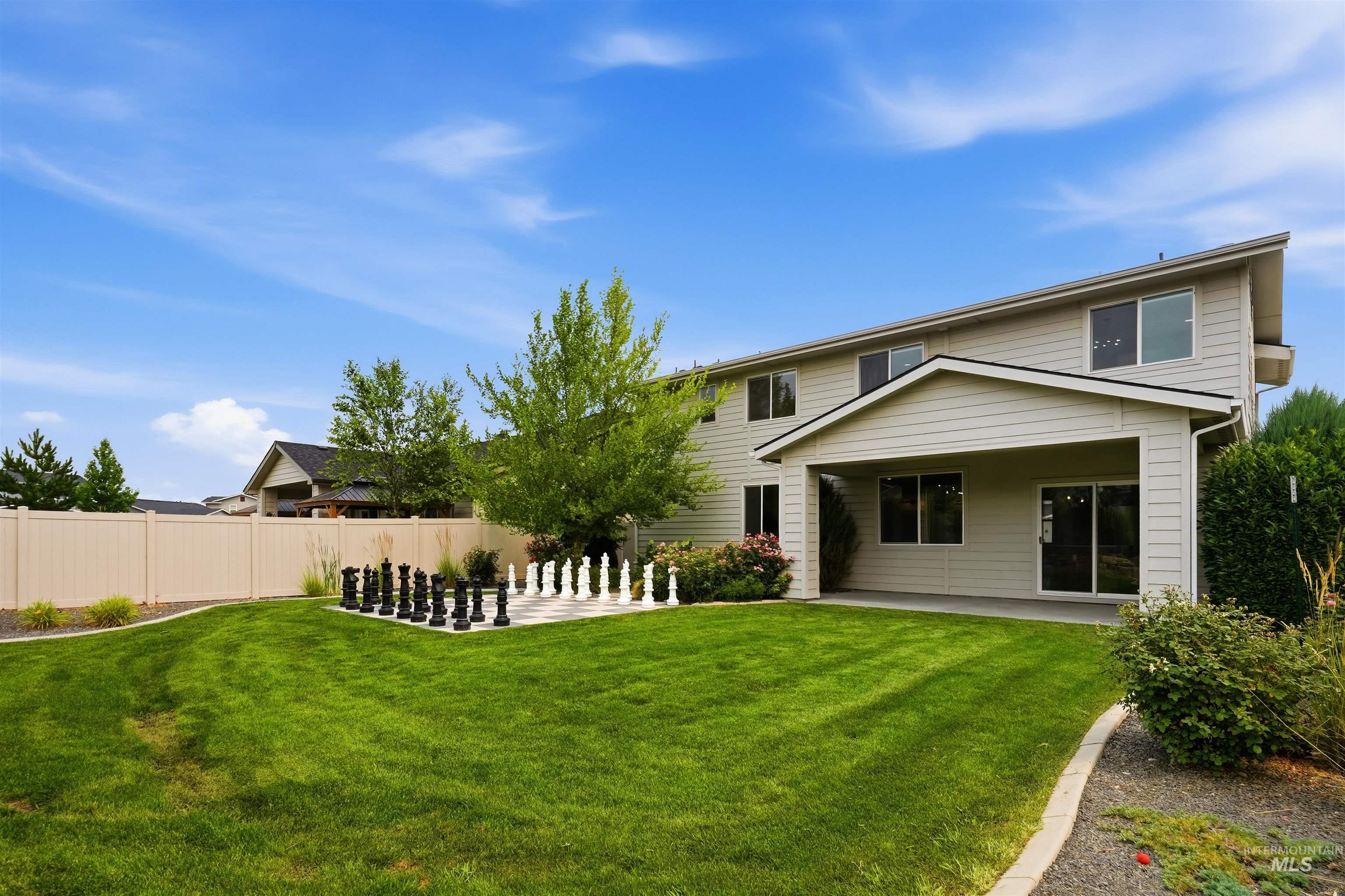12787 S Farrara Way, Nampa, Idaho 83686, 3 Bedrooms, 2.5 Bathrooms, Residential For Sale, Price $549,000,MLS 98994988