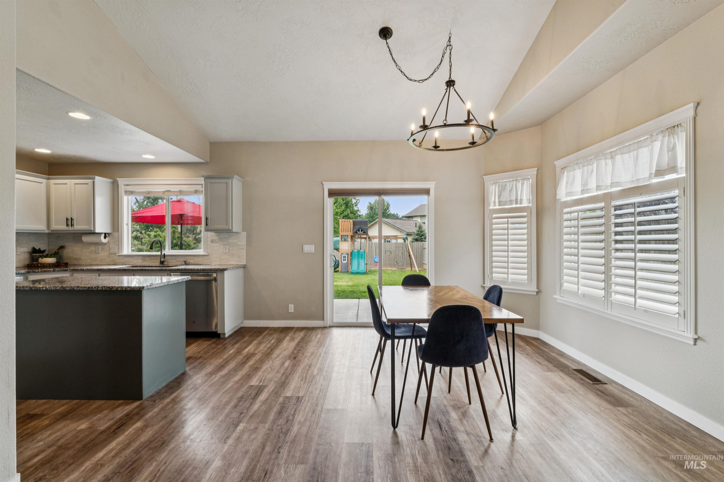 2899 S Bailey Ave, Meridian, Idaho 83642, 4 Bedrooms, 2.5 Bathrooms, Residential For Sale, Price $599,900,MLS 98994991