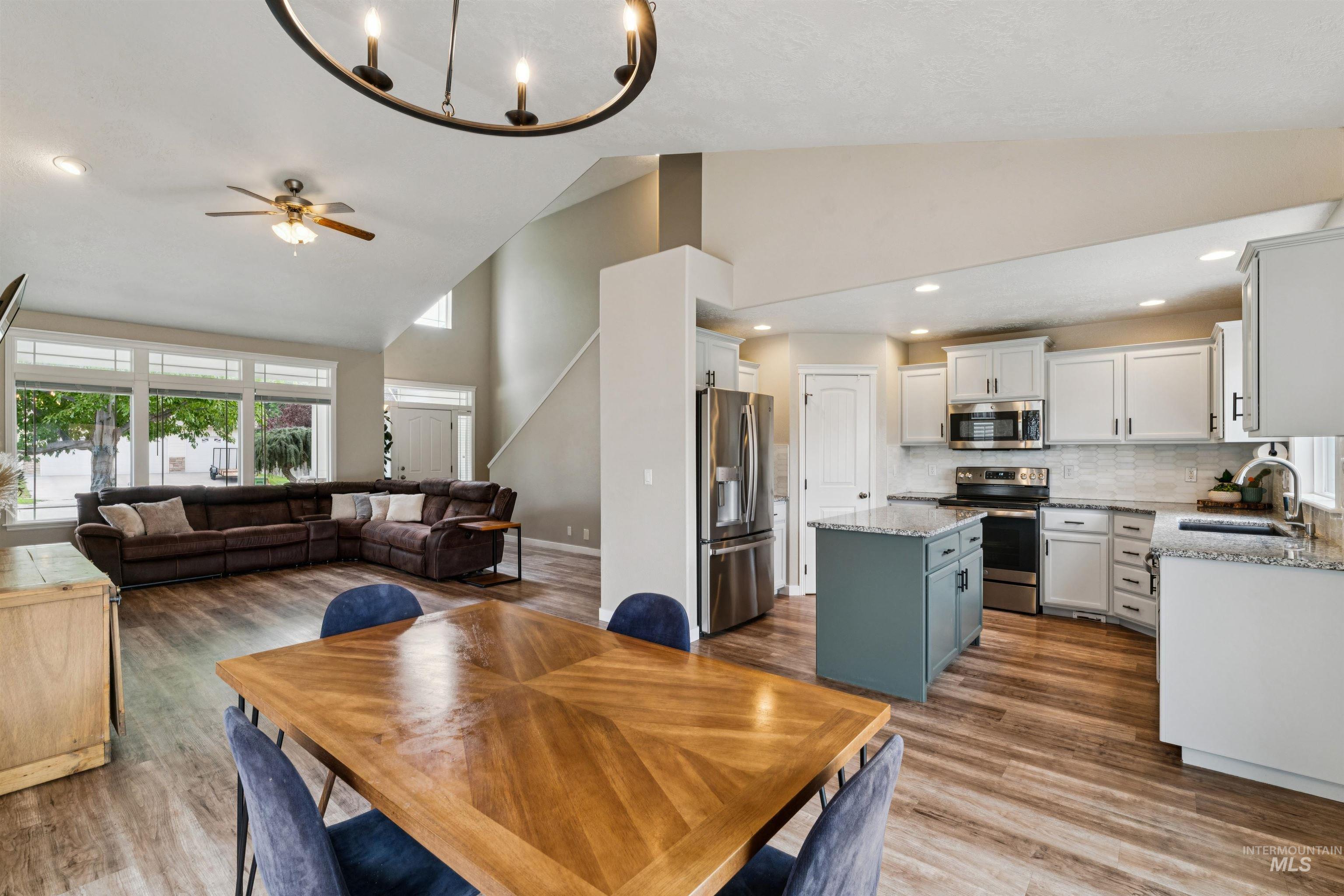 2899 S Bailey Ave, Meridian, Idaho 83642, 4 Bedrooms, 2.5 Bathrooms, Residential For Sale, Price $599,900,MLS 98994991