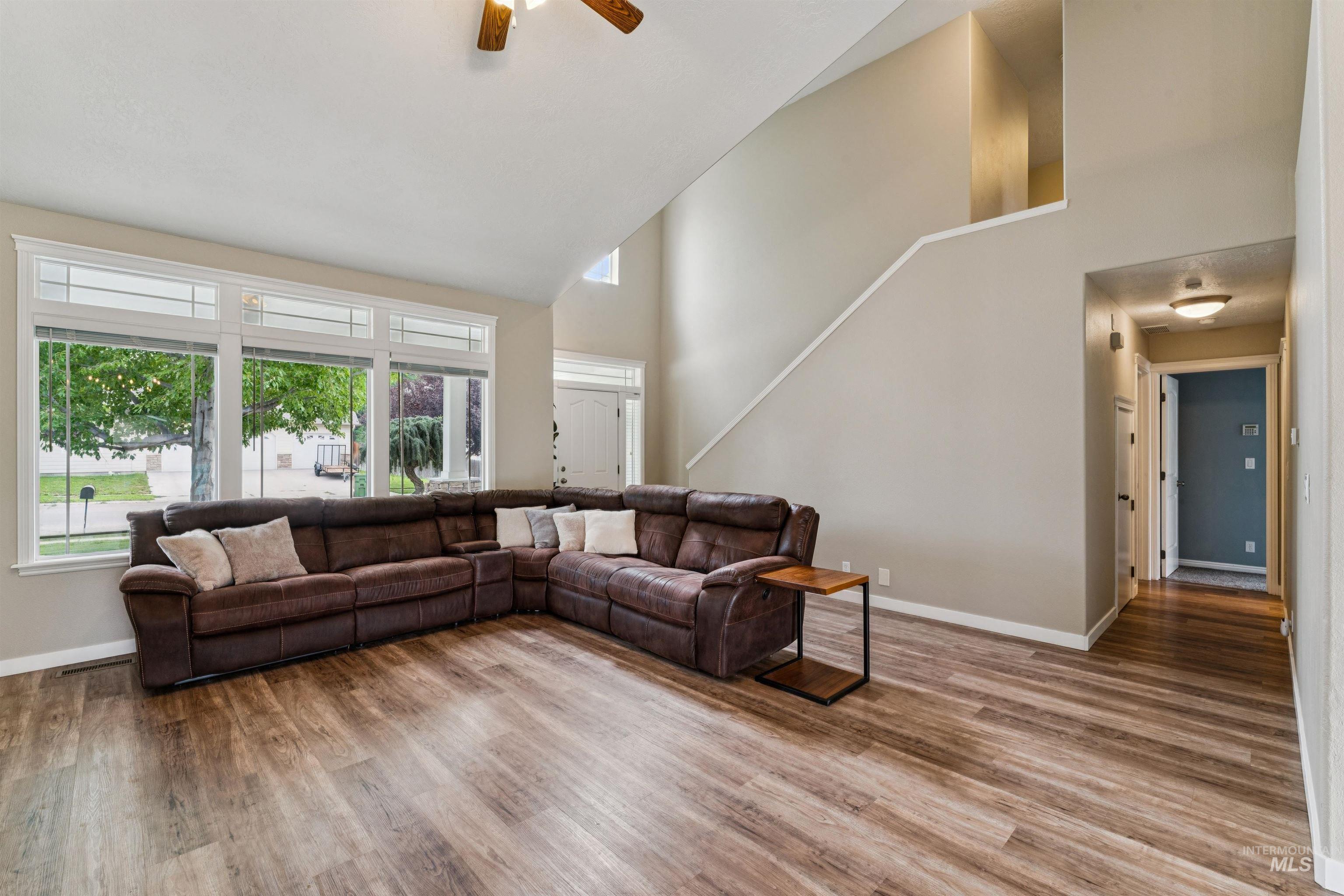 2899 S Bailey Ave, Meridian, Idaho 83642, 4 Bedrooms, 2.5 Bathrooms, Residential For Sale, Price $599,900,MLS 98994991