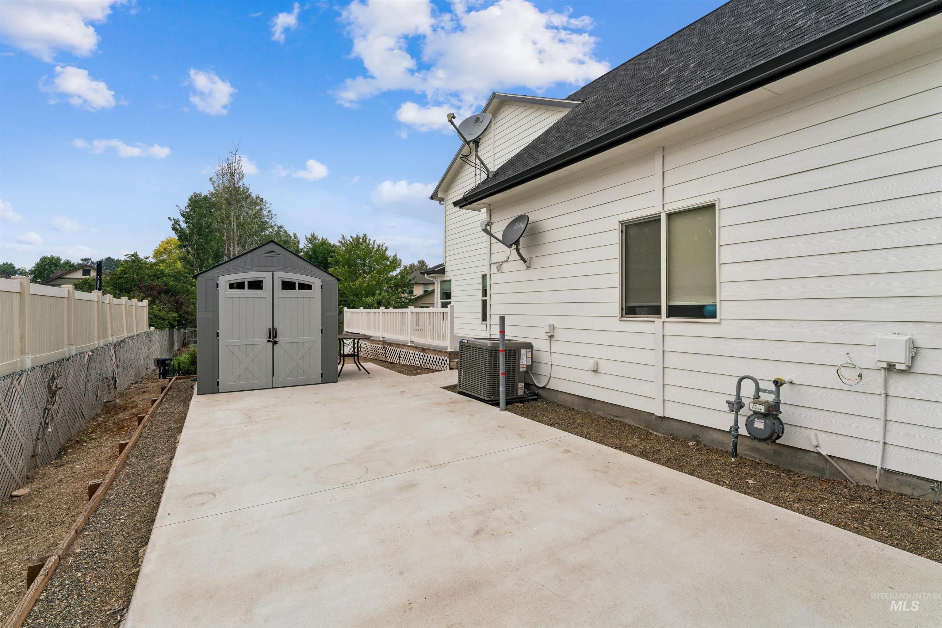 2899 S Bailey Ave, Meridian, Idaho 83642, 4 Bedrooms, 2.5 Bathrooms, Residential For Sale, Price $599,900,MLS 98994991
