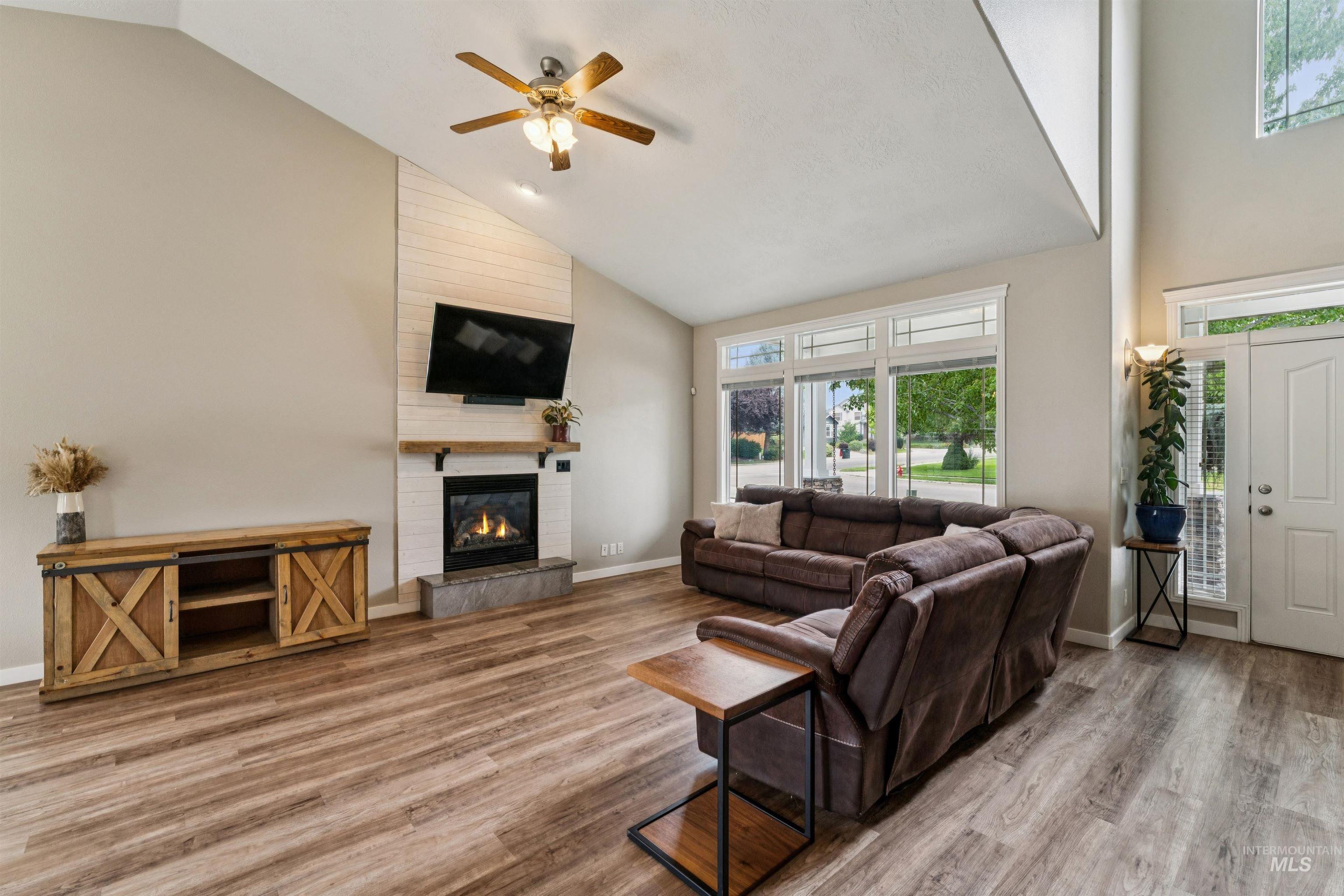2899 S Bailey Ave, Meridian, Idaho 83642, 4 Bedrooms, 2.5 Bathrooms, Residential For Sale, Price $599,900,MLS 98994991