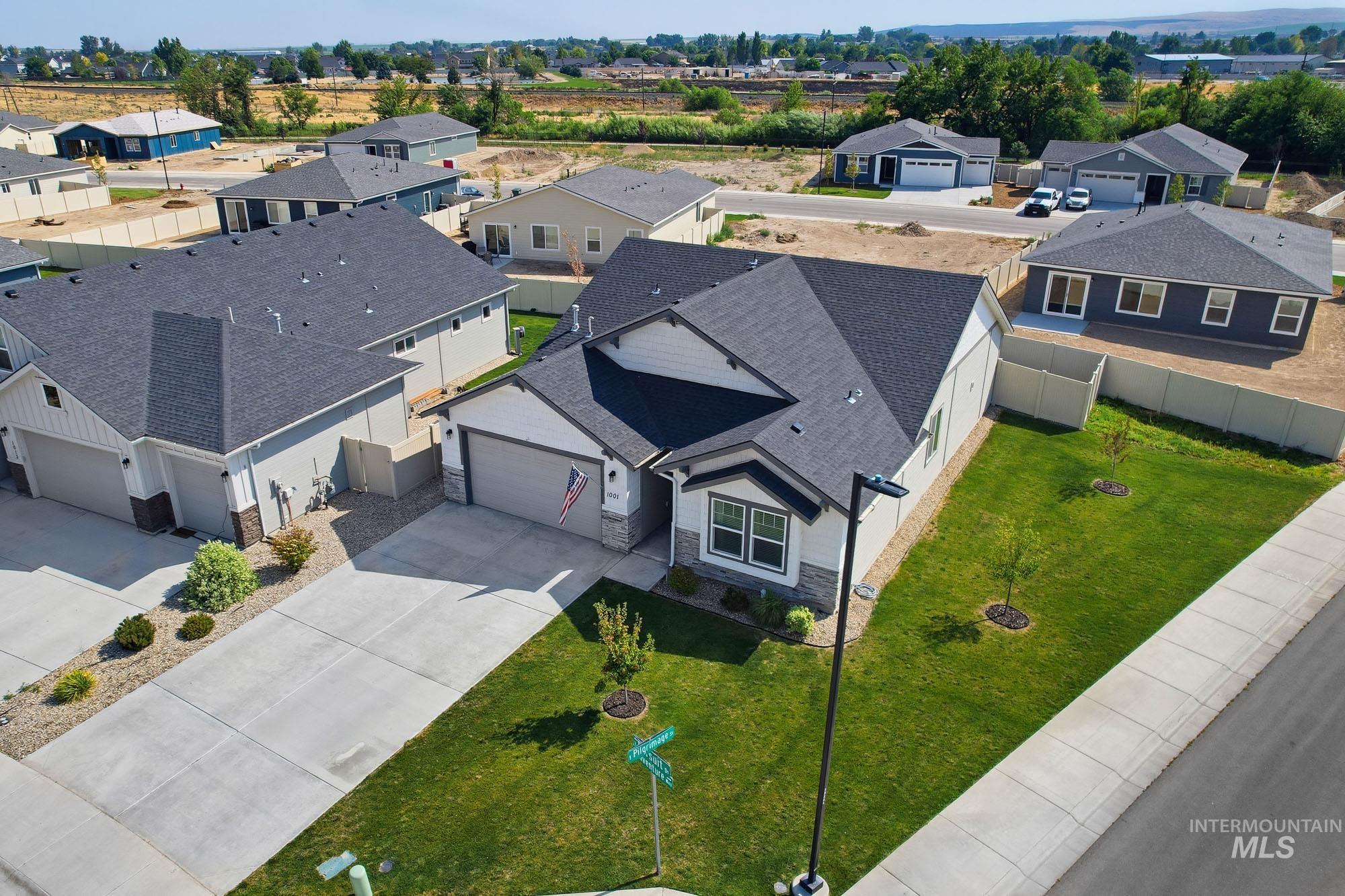 1001 E Pursuit Drive, Kuna, Idaho 83634, 3 Bedrooms, 2 Bathrooms, Residential For Sale, Price $475,000,MLS 98994993