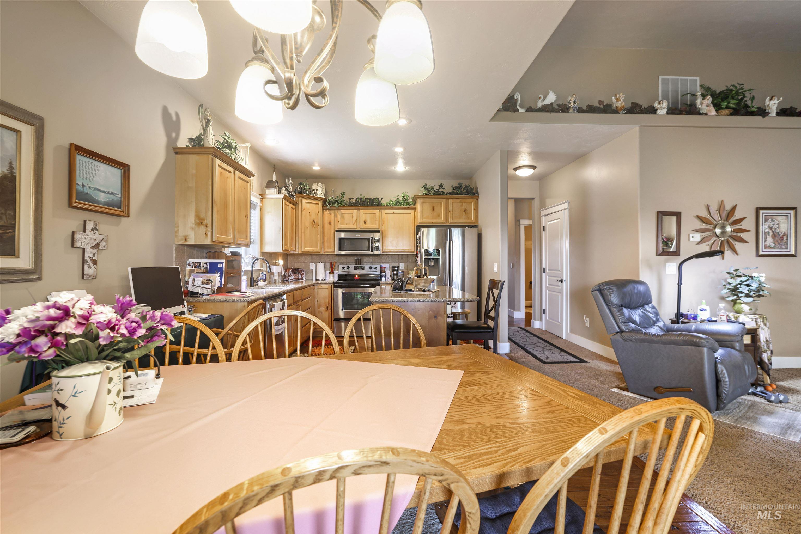 2306 Eastbrooke Rd, Twin Falls, Idaho 83301, 4 Bedrooms, 2.5 Bathrooms, Residential For Sale, Price $460,000,MLS 98994996