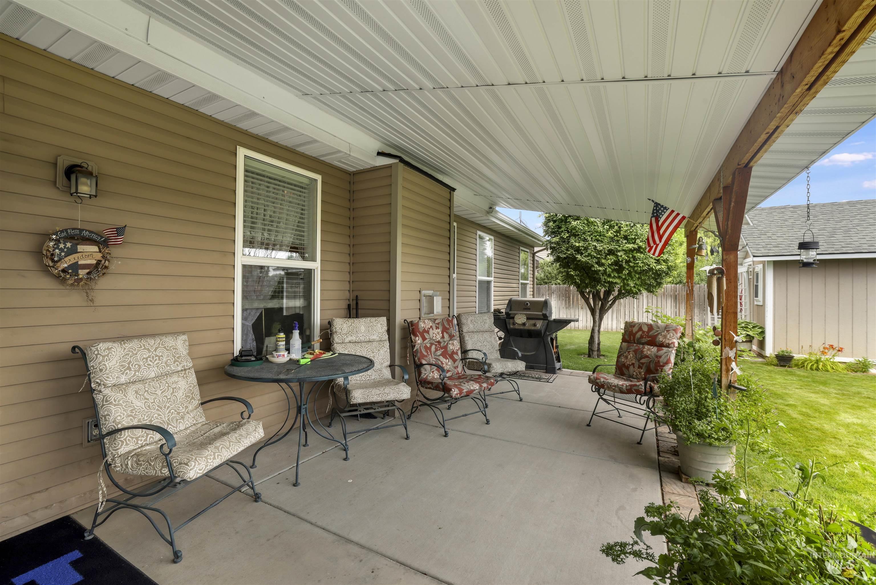 2306 Eastbrooke Rd, Twin Falls, Idaho 83301, 4 Bedrooms, 2.5 Bathrooms, Residential For Sale, Price $460,000,MLS 98994996