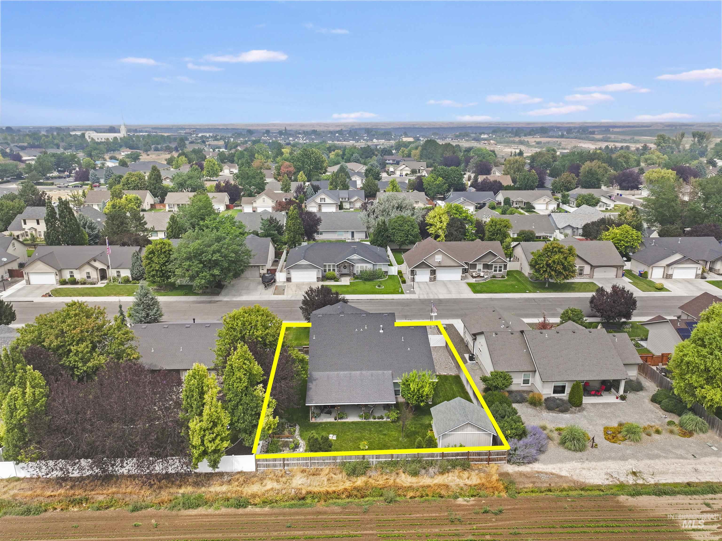2306 Eastbrooke Rd, Twin Falls, Idaho 83301, 4 Bedrooms, 2.5 Bathrooms, Residential For Sale, Price $460,000,MLS 98994996