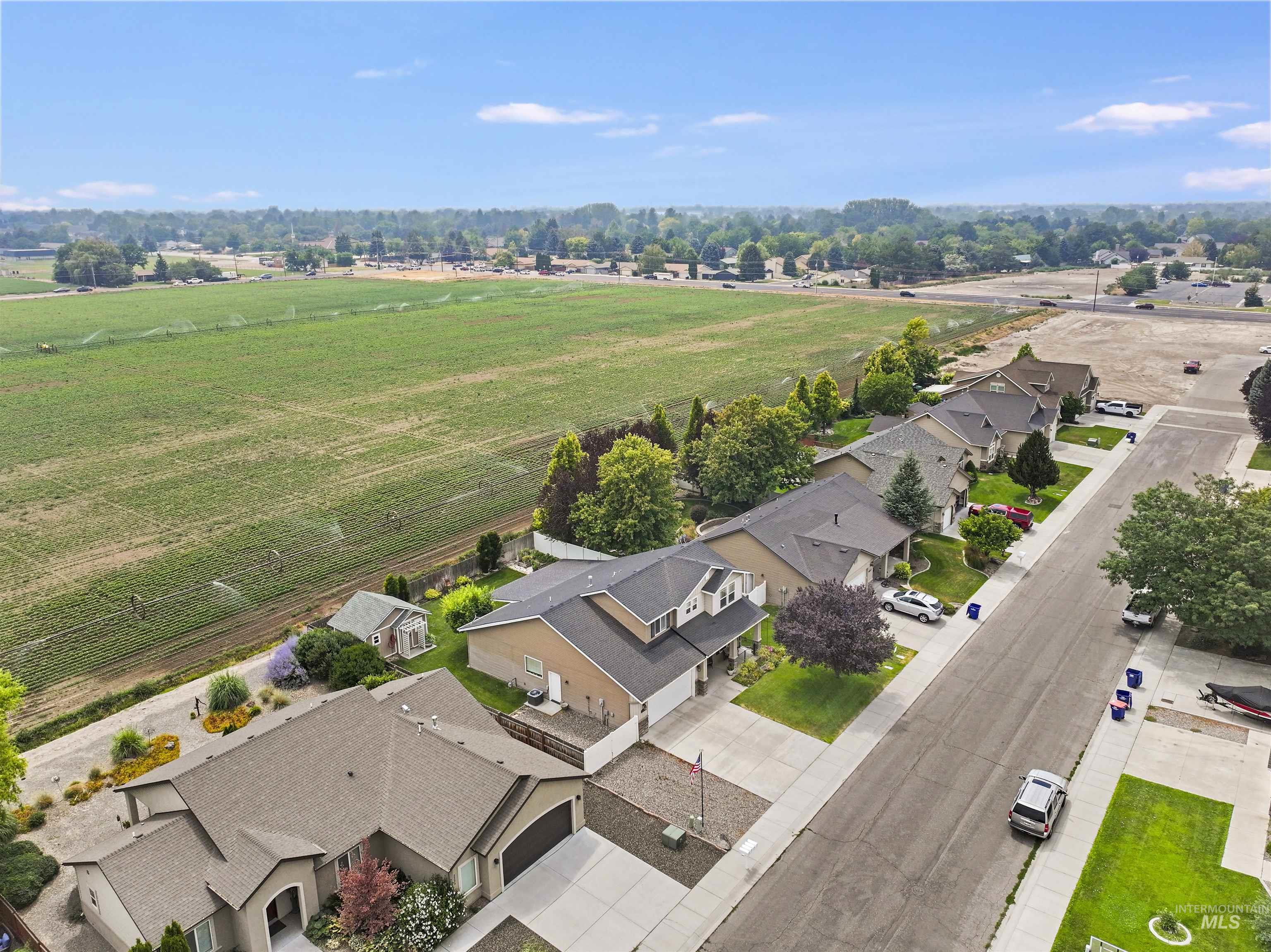 2306 Eastbrooke Rd, Twin Falls, Idaho 83301, 4 Bedrooms, 2.5 Bathrooms, Residential For Sale, Price $460,000,MLS 98994996