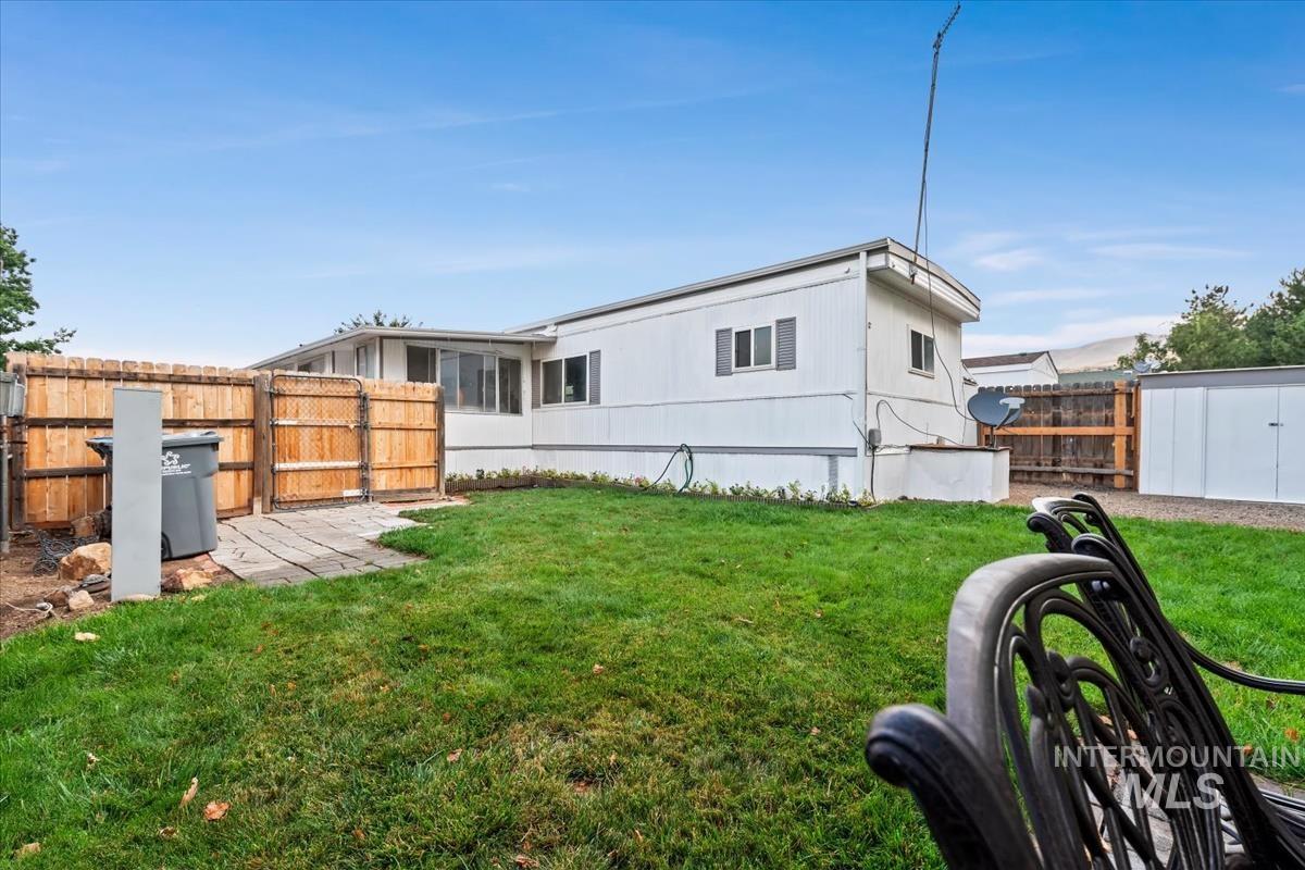 3686 S Clacton Way, Boise, Idaho 83716, 2 Bedrooms, 1.5 Bathrooms, Residential For Sale, Price $275,000, 98994997