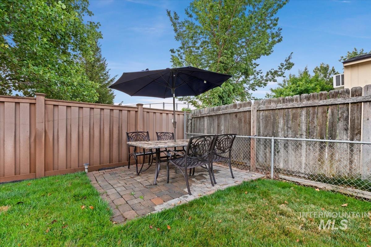 3686 S Clacton Way, Boise, Idaho 83716, 2 Bedrooms, 1.5 Bathrooms, Residential For Sale, Price $275,000, 98994997