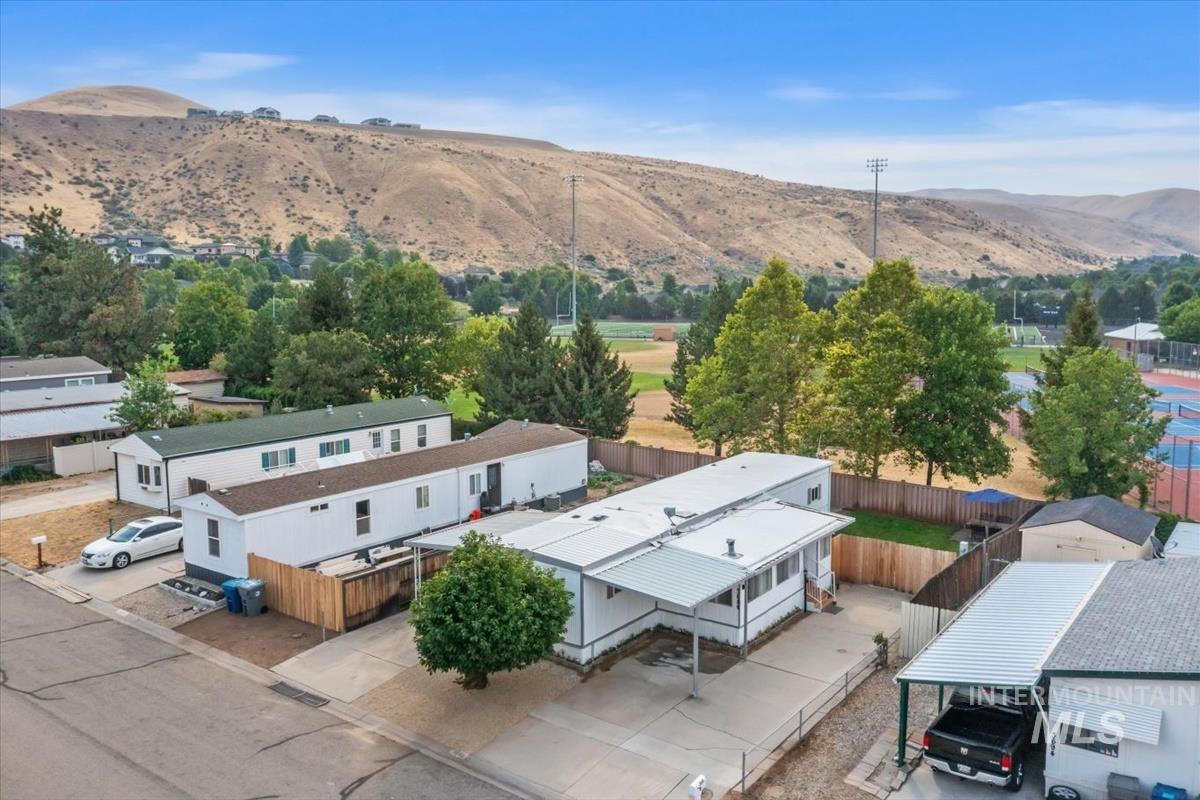 3686 S Clacton Way, Boise, Idaho 83716, 2 Bedrooms, 1.5 Bathrooms, Residential For Sale, Price $275,000, 98994997