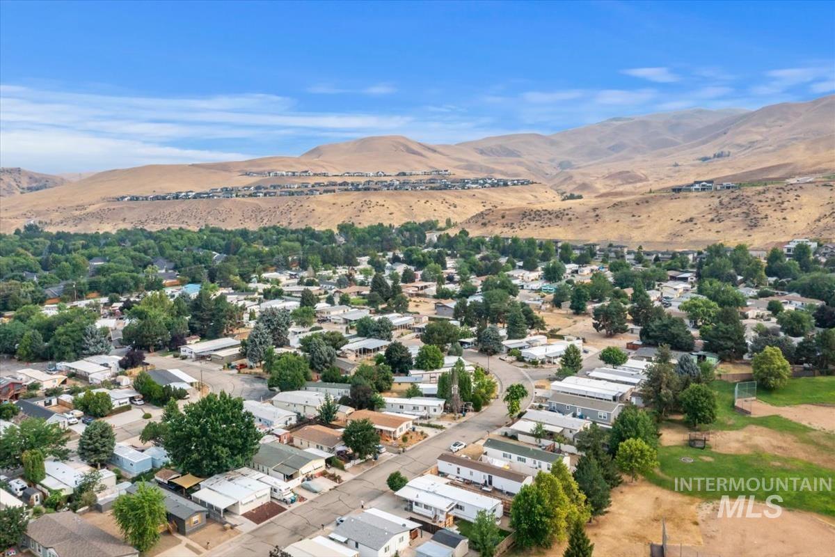 3686 S Clacton Way, Boise, Idaho 83716, 2 Bedrooms, 1.5 Bathrooms, Residential For Sale, Price $275,000, 98994997
