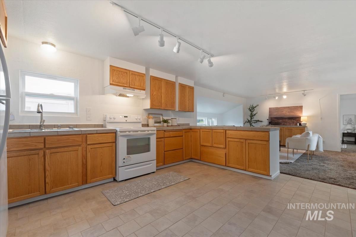 3686 S Clacton Way, Boise, Idaho 83716, 2 Bedrooms, 1.5 Bathrooms, Residential For Sale, Price $275,000, 98994997