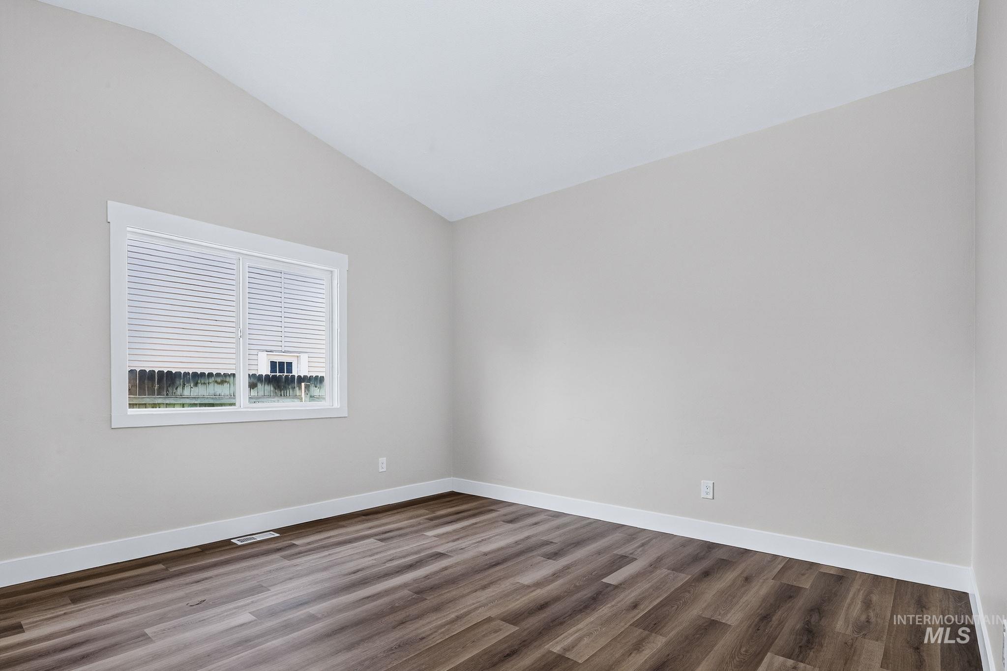 619 E Trail Creek Dr, Nampa, Idaho 83686, 3 Bedrooms, 2 Bathrooms, Residential For Sale, Price $388,000, 98994999