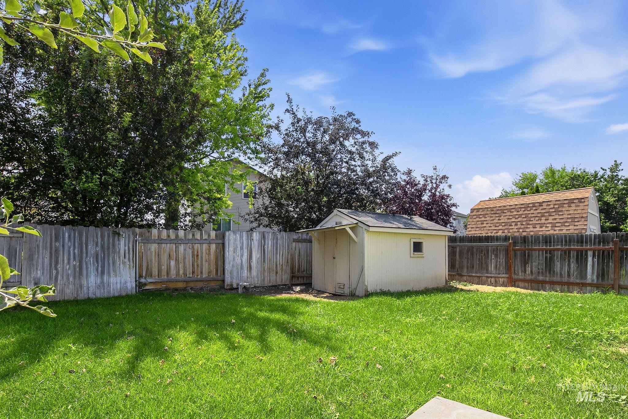 619 E Trail Creek Dr, Nampa, Idaho 83686, 3 Bedrooms, 2 Bathrooms, Residential For Sale, Price $388,000, 98994999