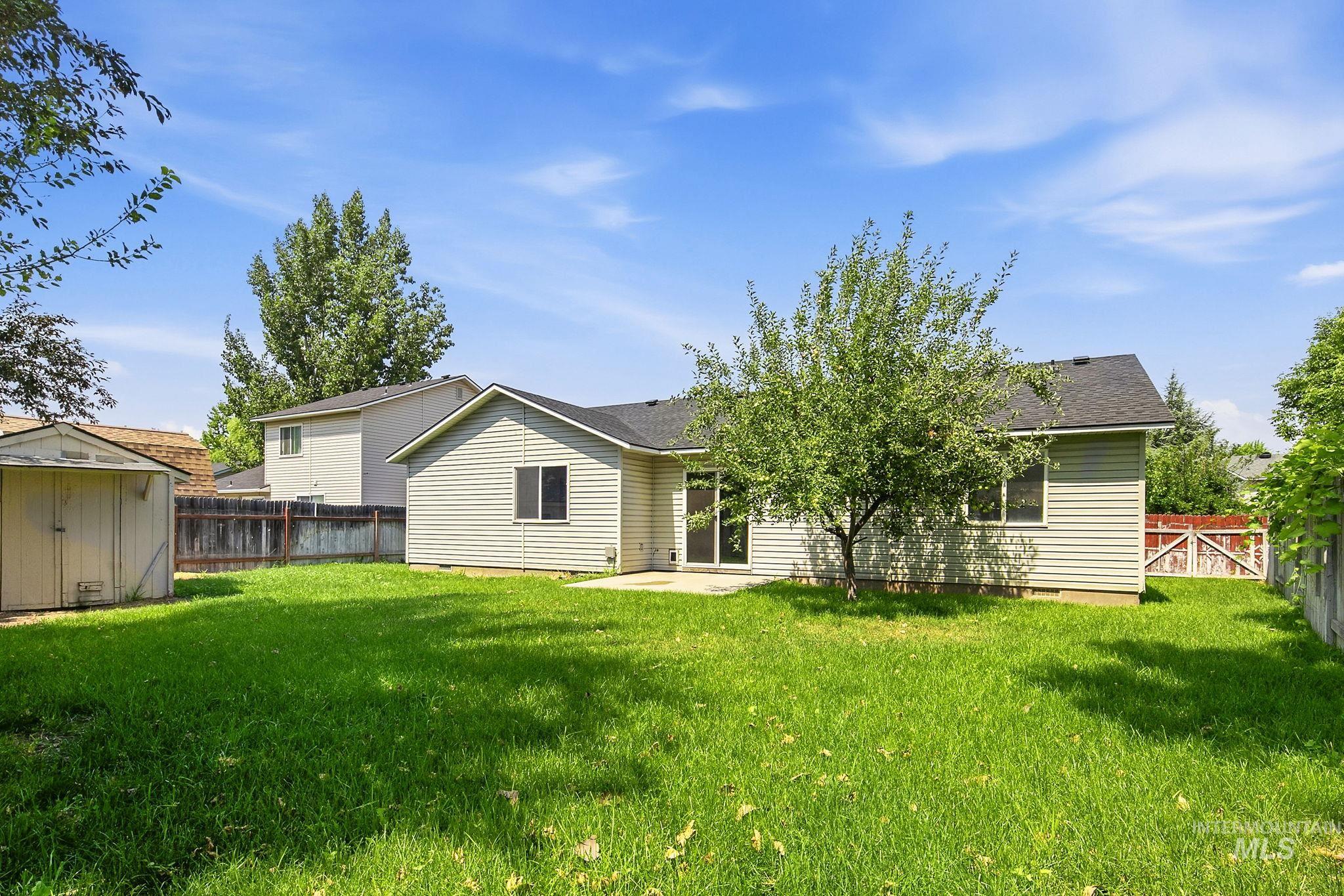 619 E Trail Creek Dr, Nampa, Idaho 83686, 3 Bedrooms, 2 Bathrooms, Residential For Sale, Price $388,000, 98994999