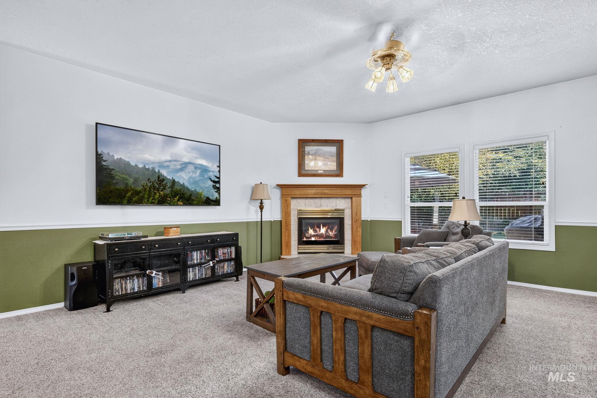 2498 S Bayou Bar Way, Meridian, Idaho 83642, 3 Bedrooms, 2 Bathrooms, Residential For Sale, Price $515,000,MLS 98995001