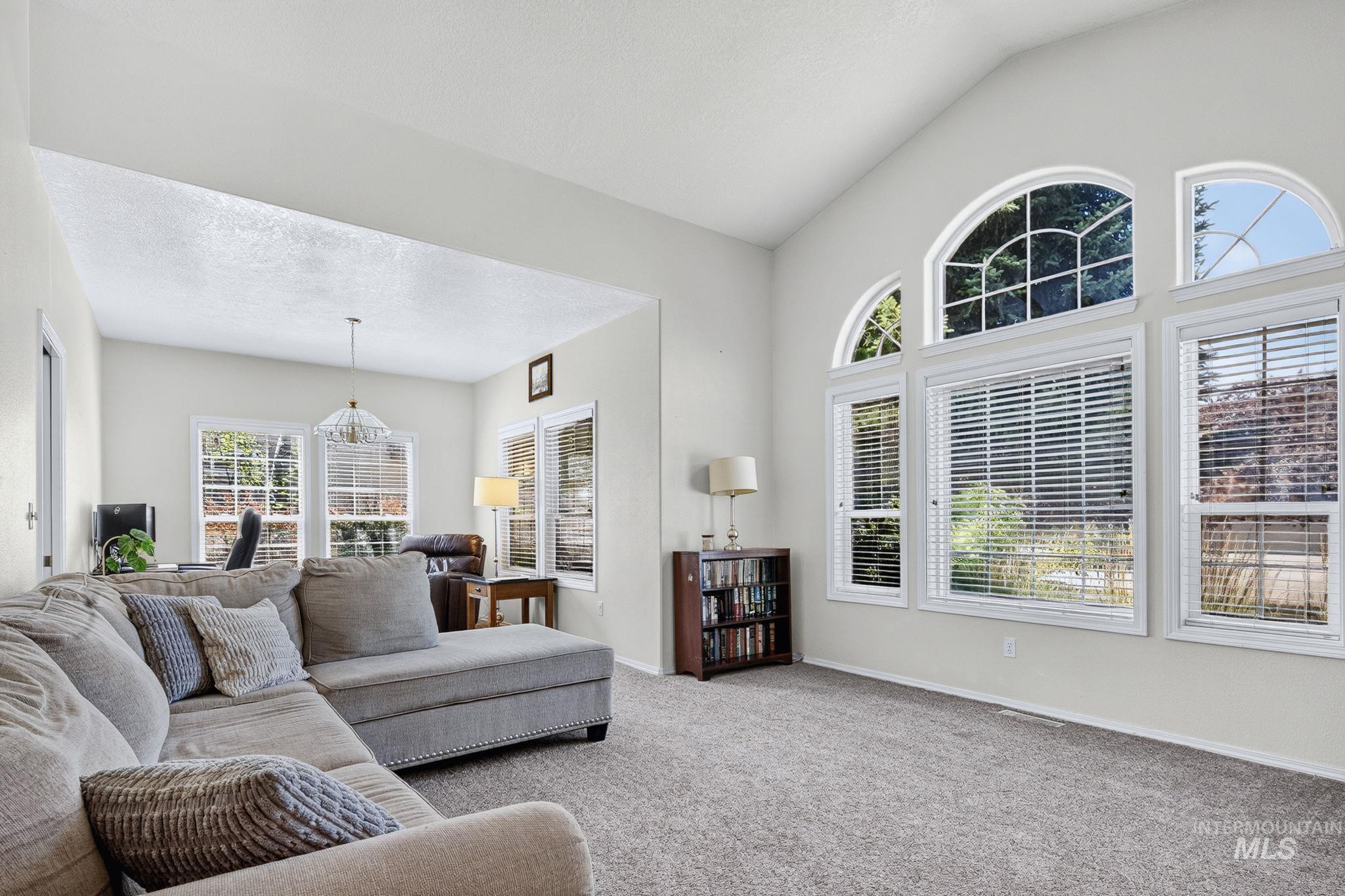2498 S Bayou Bar Way, Meridian, Idaho 83642, 3 Bedrooms, 2 Bathrooms, Residential For Sale, Price $515,000,MLS 98995001