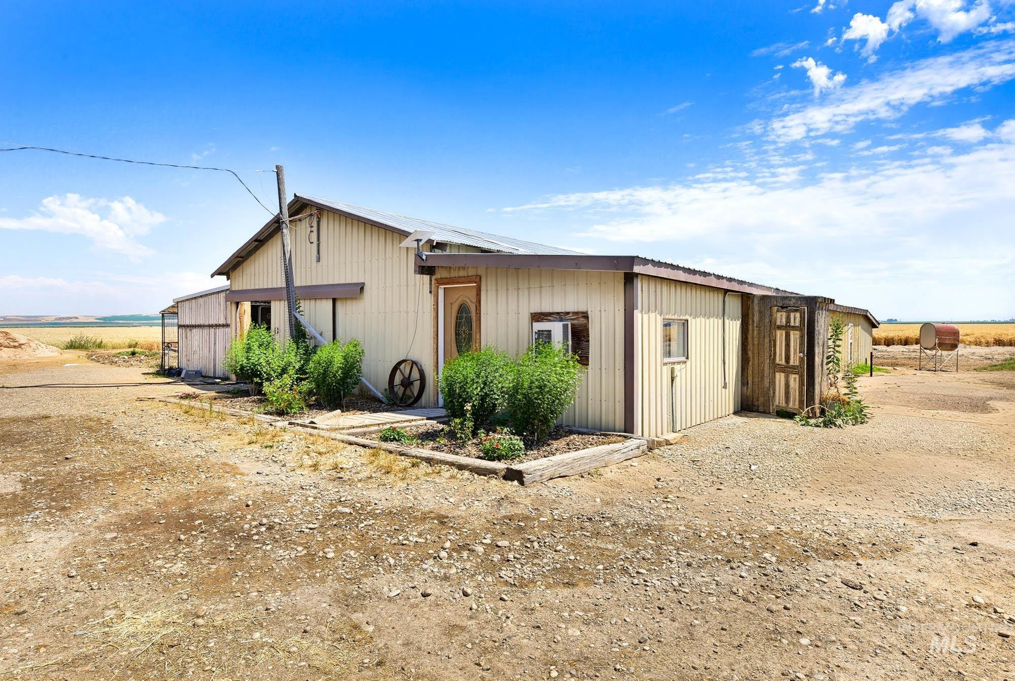 24900 Market Rd, Parma, Idaho 83660, 4 Bedrooms, 2 Bathrooms, Residential For Sale, Price $1,400,000, 98995009