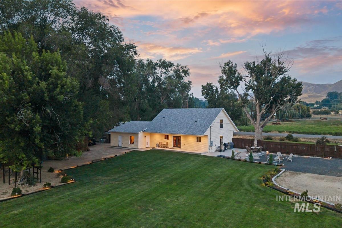 983 N Plaza Rd, Emmett, Idaho 83617, 3 Bedrooms, 2.5 Bathrooms, Residential For Sale, Price $775,000, 98995010