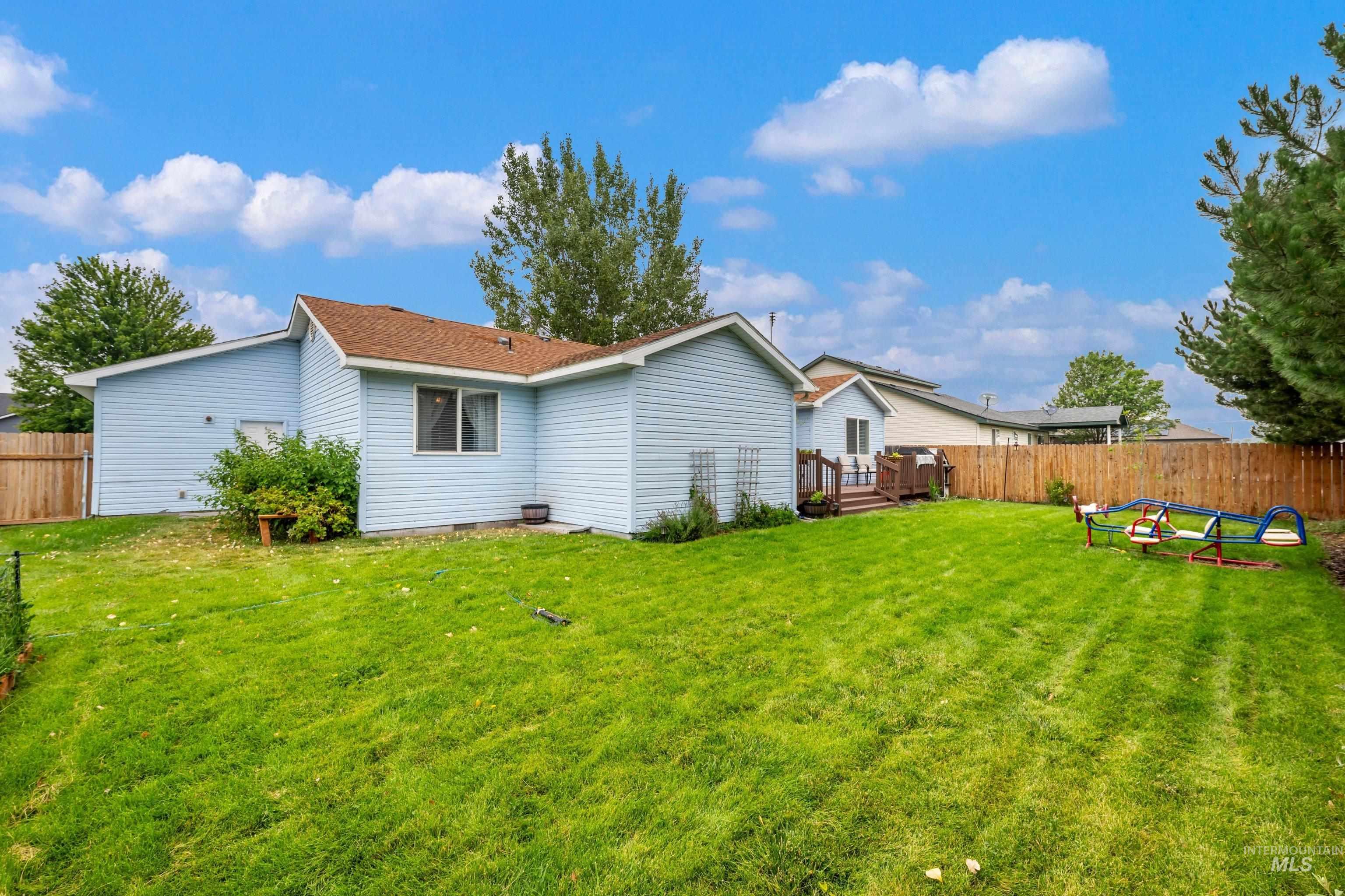 464 NW Jerome Ave, Mountain Home, Idaho 83647, 4 Bedrooms, 2 Bathrooms, Residential For Sale, Price $370,000, 98995011