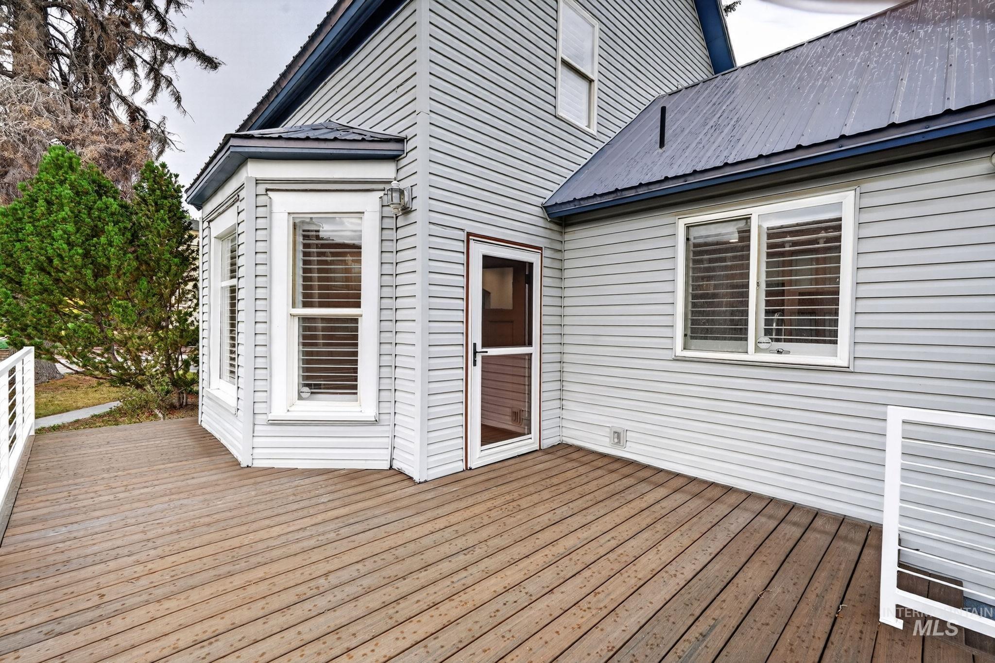 310 Elm Street, Idaho Falls, Idaho 83402, 4 Bedrooms, 2 Bathrooms, Residential For Sale, Price $699,000,MLS 98995012