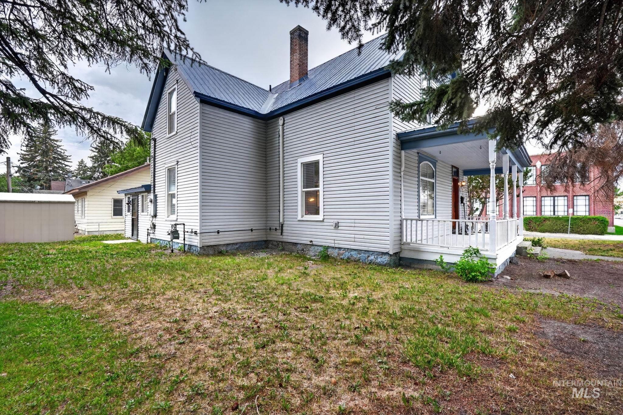 310 Elm Street, Idaho Falls, Idaho 83402, 4 Bedrooms, 2 Bathrooms, Residential For Sale, Price $699,000,MLS 98995012
