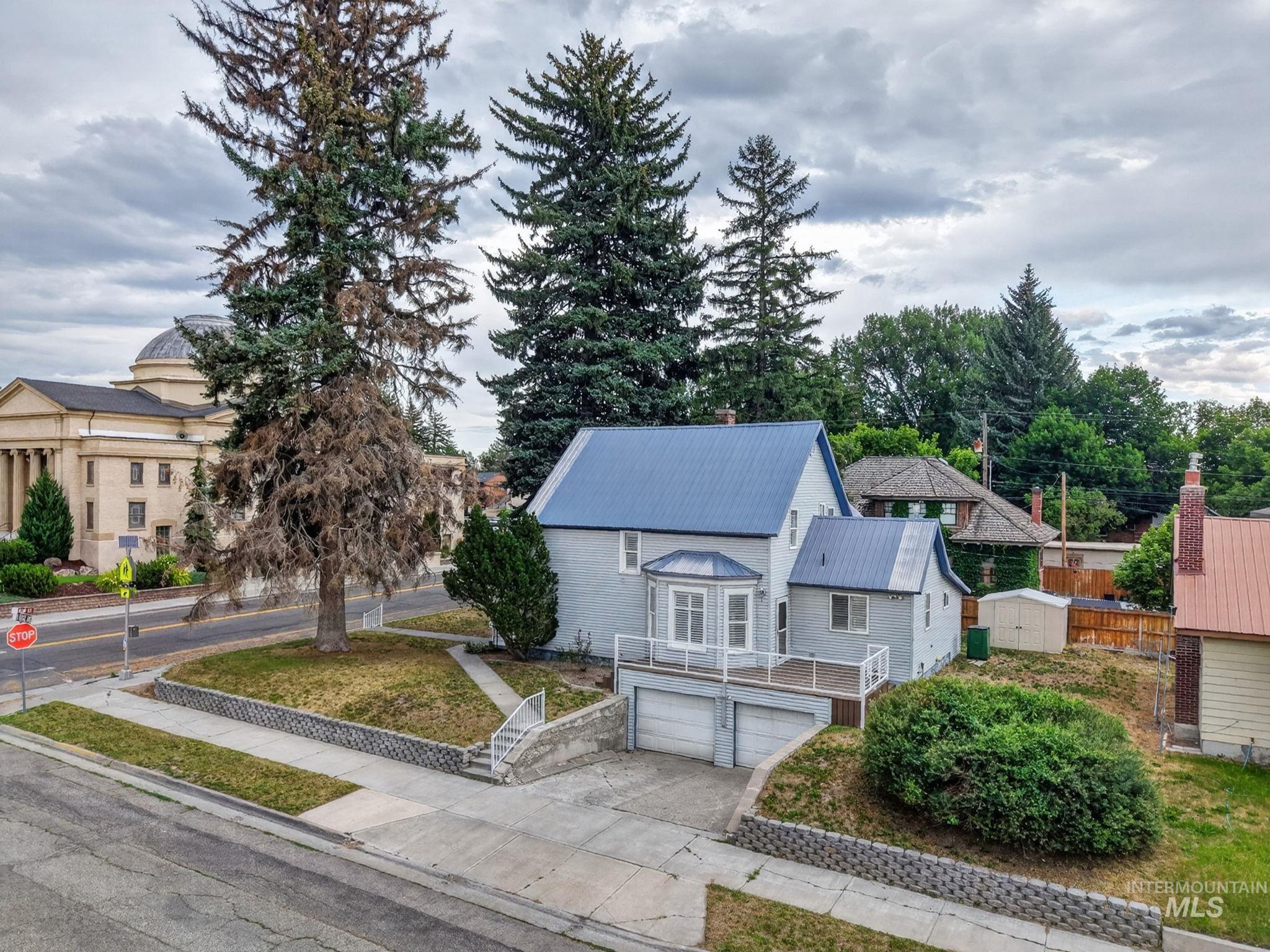310 Elm Street, Idaho Falls, Idaho 83402, 4 Bedrooms, 2 Bathrooms, Residential For Sale, Price $699,000,MLS 98995012