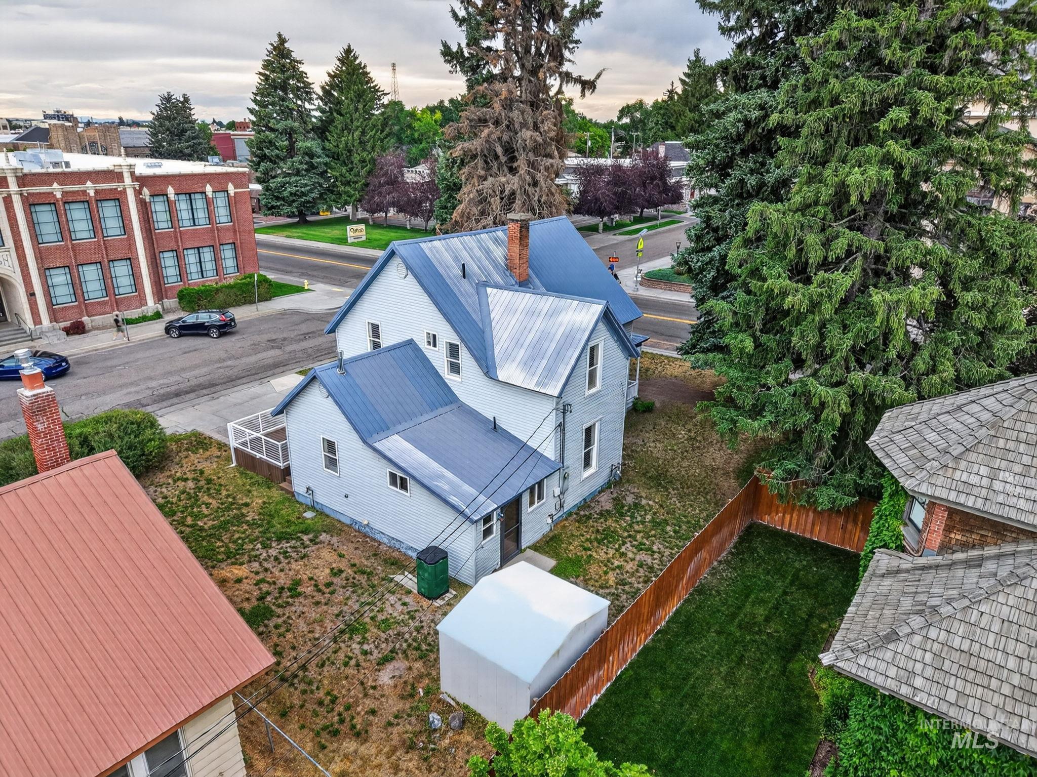 310 Elm Street, Idaho Falls, Idaho 83402, 4 Bedrooms, 2 Bathrooms, Residential For Sale, Price $699,000,MLS 98995012