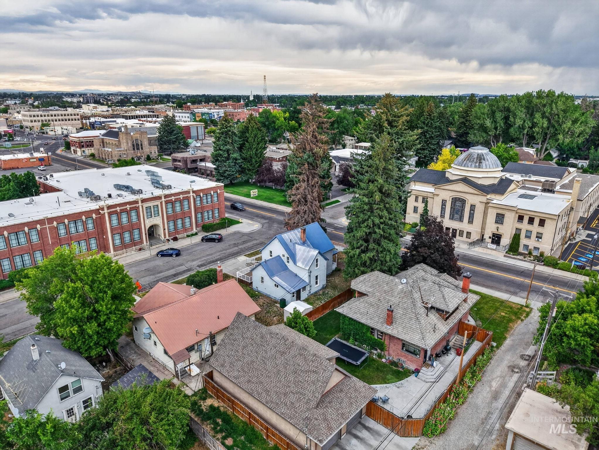 310 Elm Street, Idaho Falls, Idaho 83402, 4 Bedrooms, 2 Bathrooms, Residential For Sale, Price $699,000,MLS 98995012