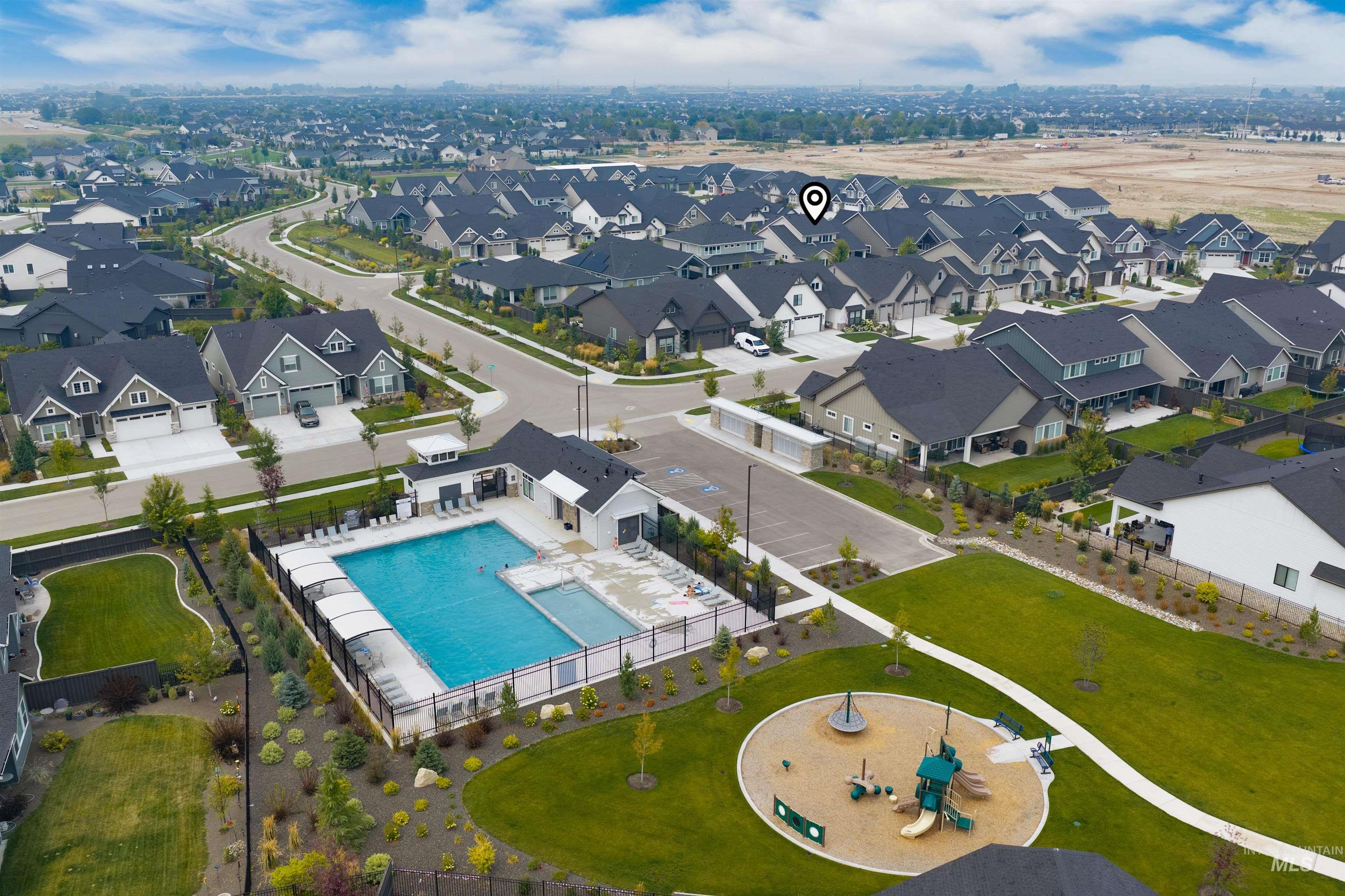 4268 N Sunny Side Avenue, Meridian, Idaho 83646, 5 Bedrooms, 3.5 Bathrooms, Residential For Sale, Price $840,000, 98995017