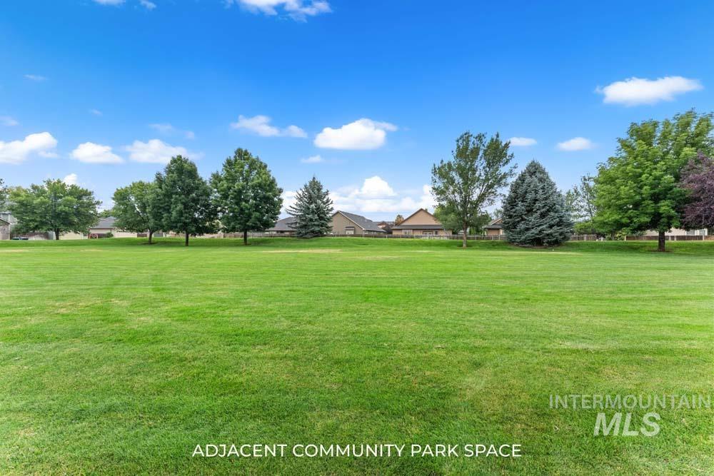 9703 W Blue Meadows St, Boise, Idaho 83709, 3 Bedrooms, 2.5 Bathrooms, Residential For Sale, Price $569,900,MLS 98995018