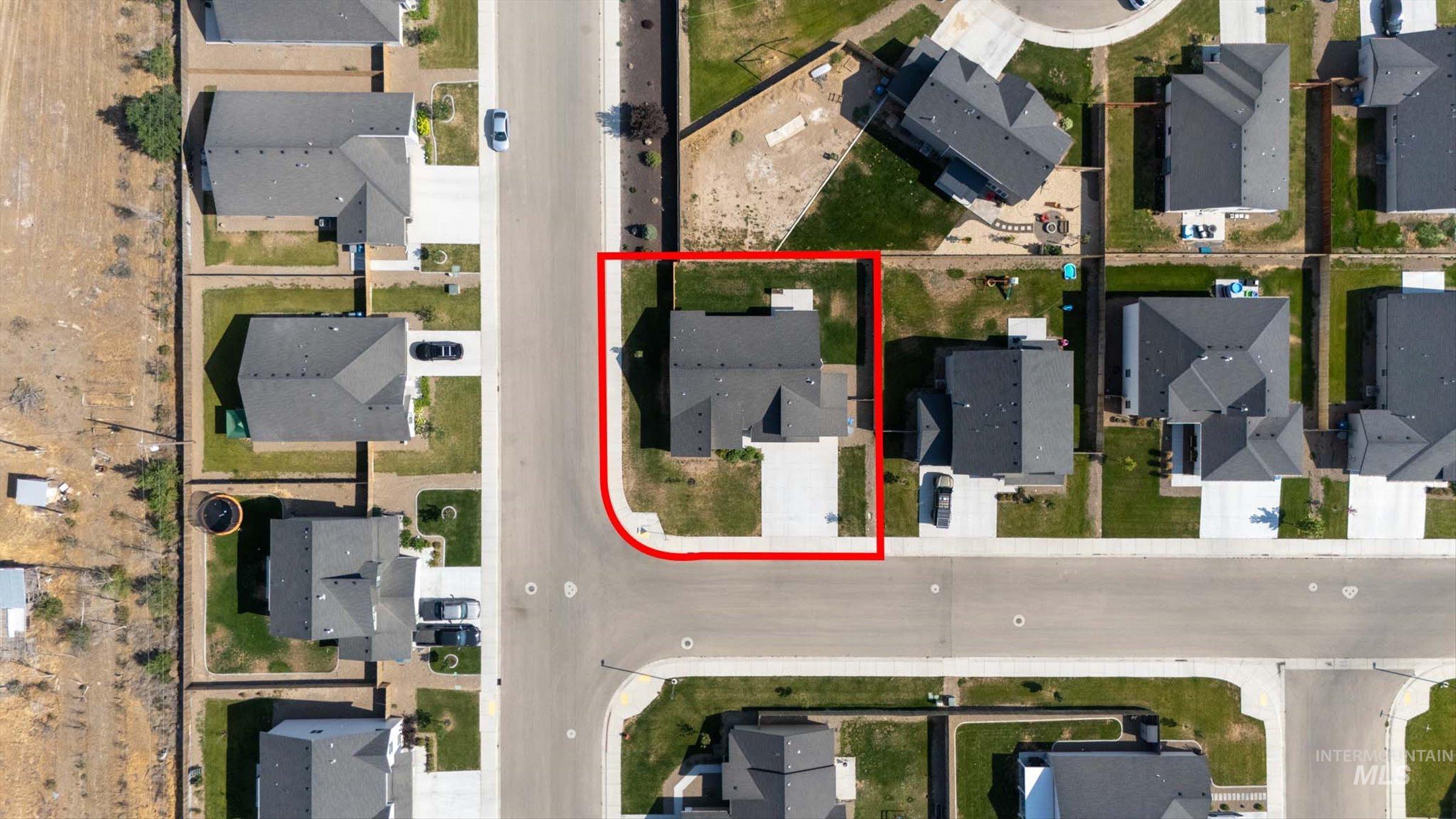 1060 SW Shikra, Mountain Home, Idaho 83647, 4 Bedrooms, 2 Bathrooms, Residential For Sale, Price $399,000,MLS 98995019