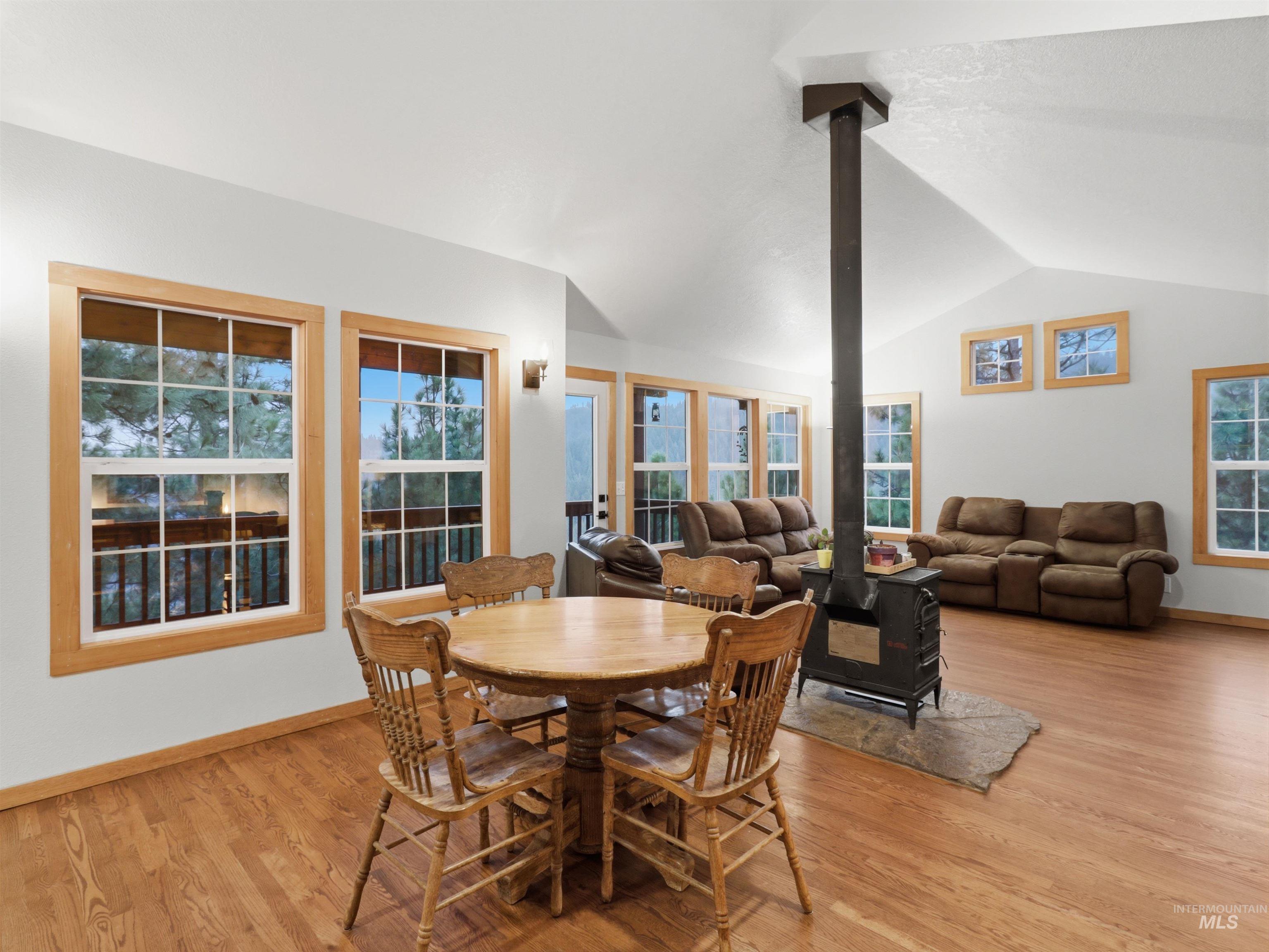 242 Wilderness Way, Boise, Idaho 83716, 3 Bedrooms, 2 Bathrooms, Residential For Sale, Price $625,000, 98995024