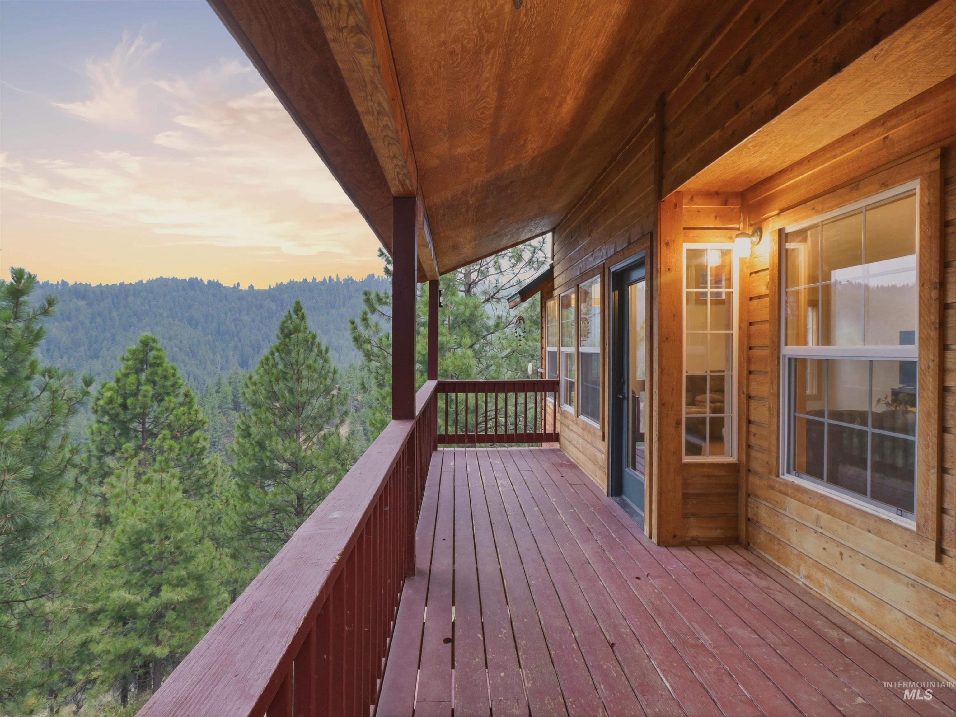 242 Wilderness Way, Boise, Idaho 83716, 3 Bedrooms, 2 Bathrooms, Residential For Sale, Price $625,000, 98995024